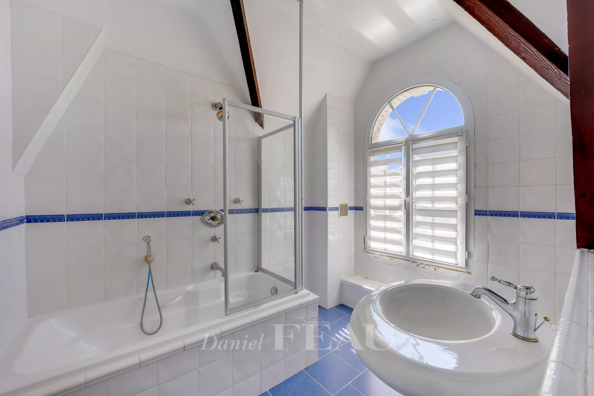 7 Bedroom Villa/Townhouse's Image 10