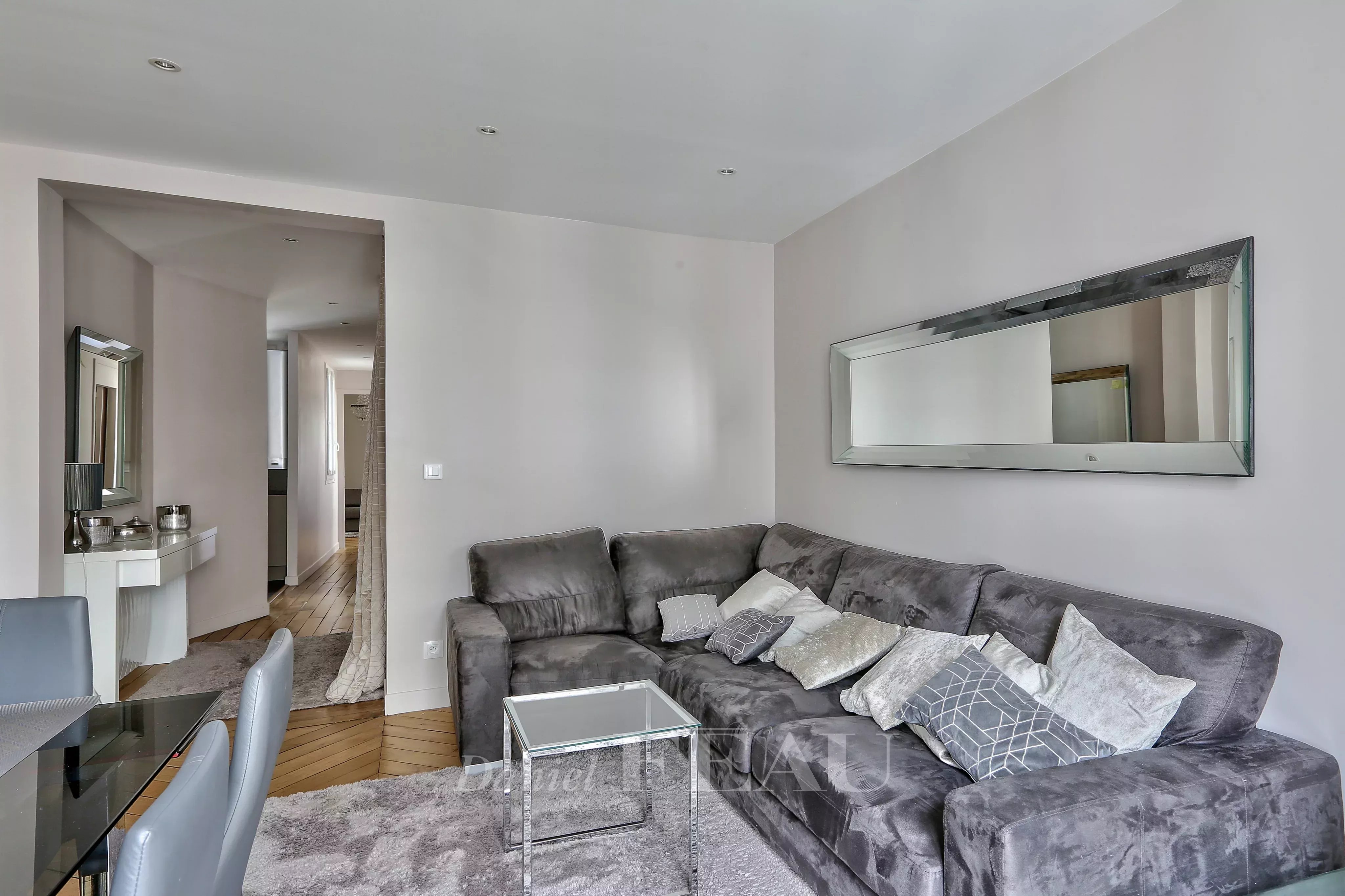 Paris 18th District – A 1/2 bed apartment in a prime location.