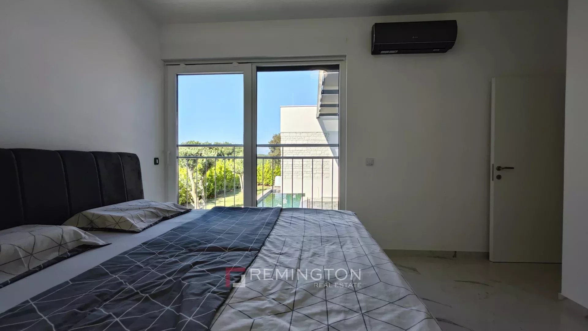 Villa/Townhouse's Image 6