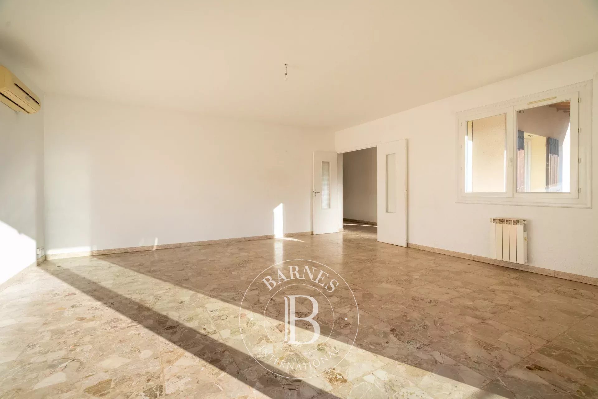 Ev Marseille 8ème - picture 6