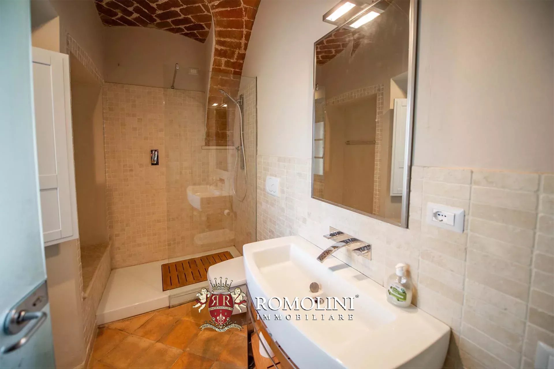 25 Bedroom Villa/Townhouse's Image 34