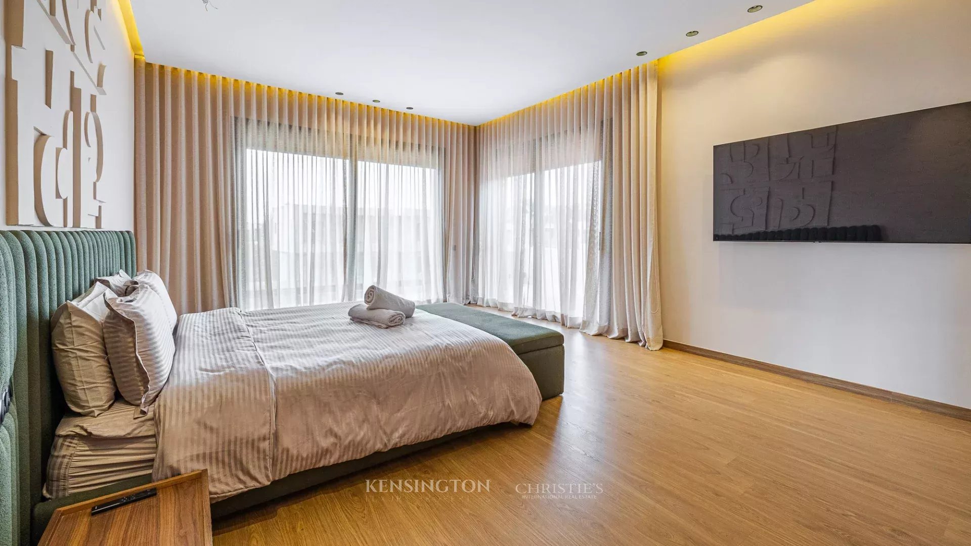 4 Bedroom Villa/Townhouse's Image 23