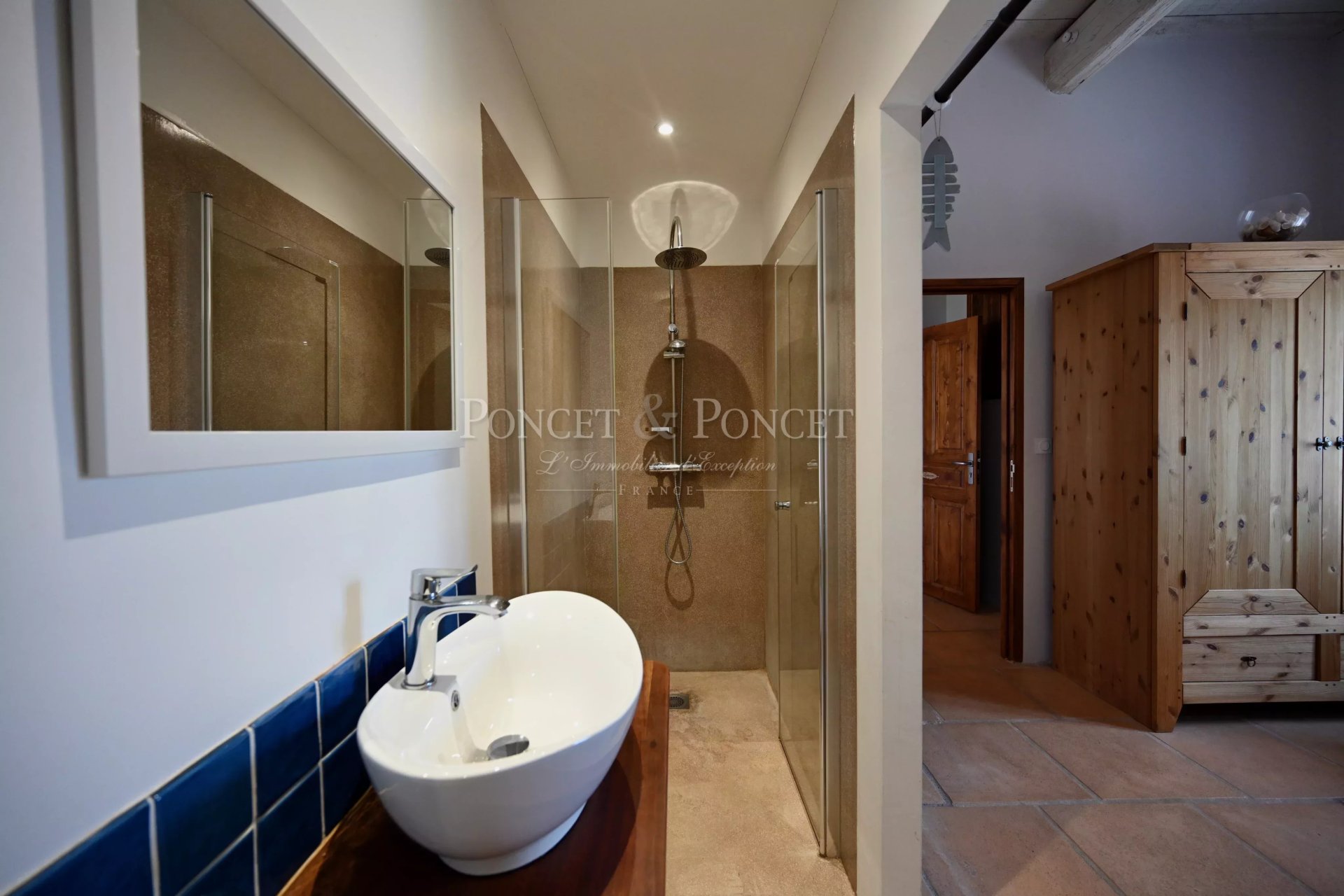 12 Bedroom Villa/Townhouse's Image 33