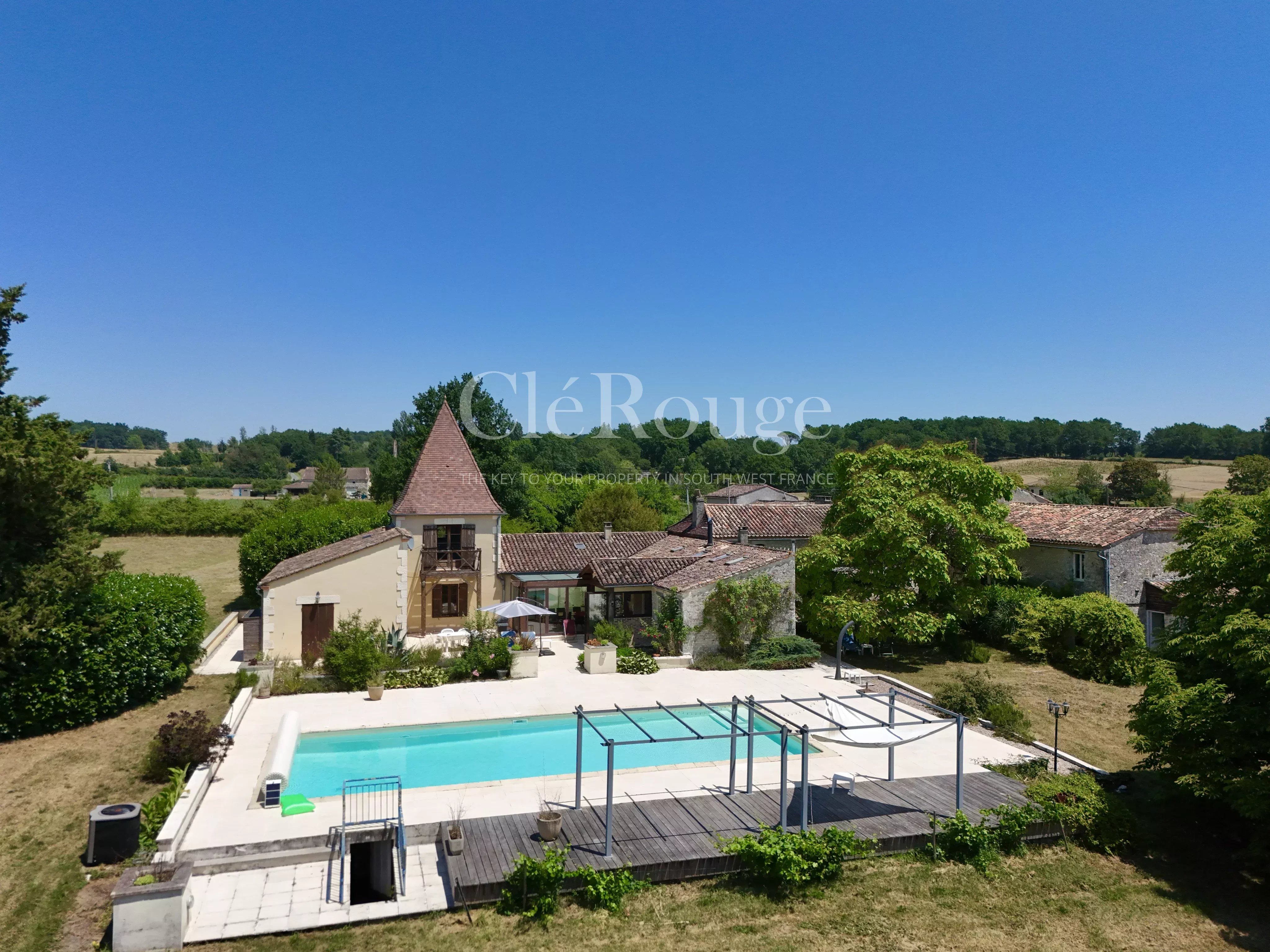 House in Saussignac - view 1