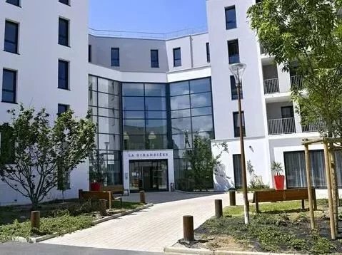 INVESTISSEMENT LOCATIF  CAEN - Résidence Seniors Malherbe  Les Templitudes - 5,25%  de rentabilité.