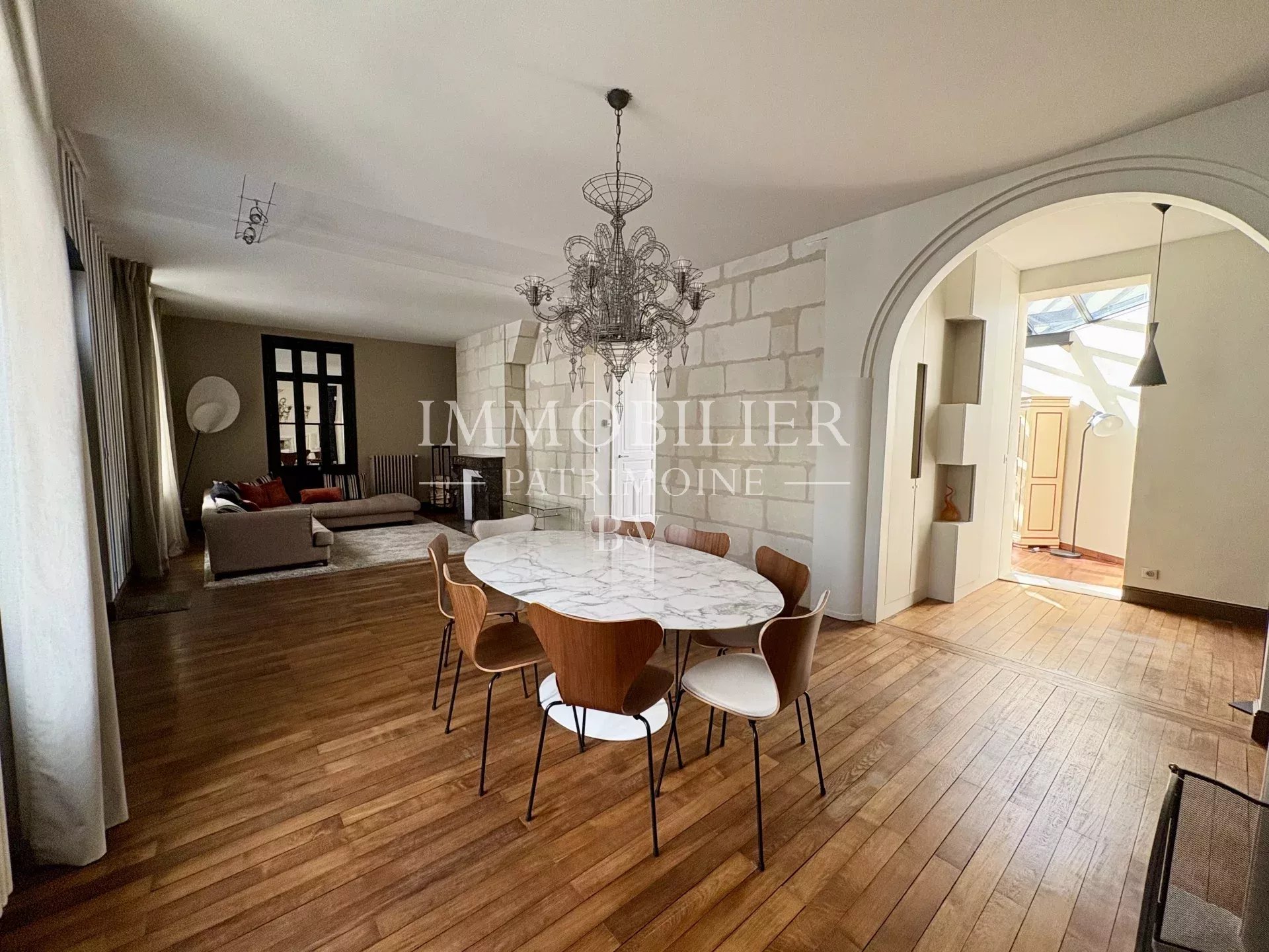 Agence immobilière de 