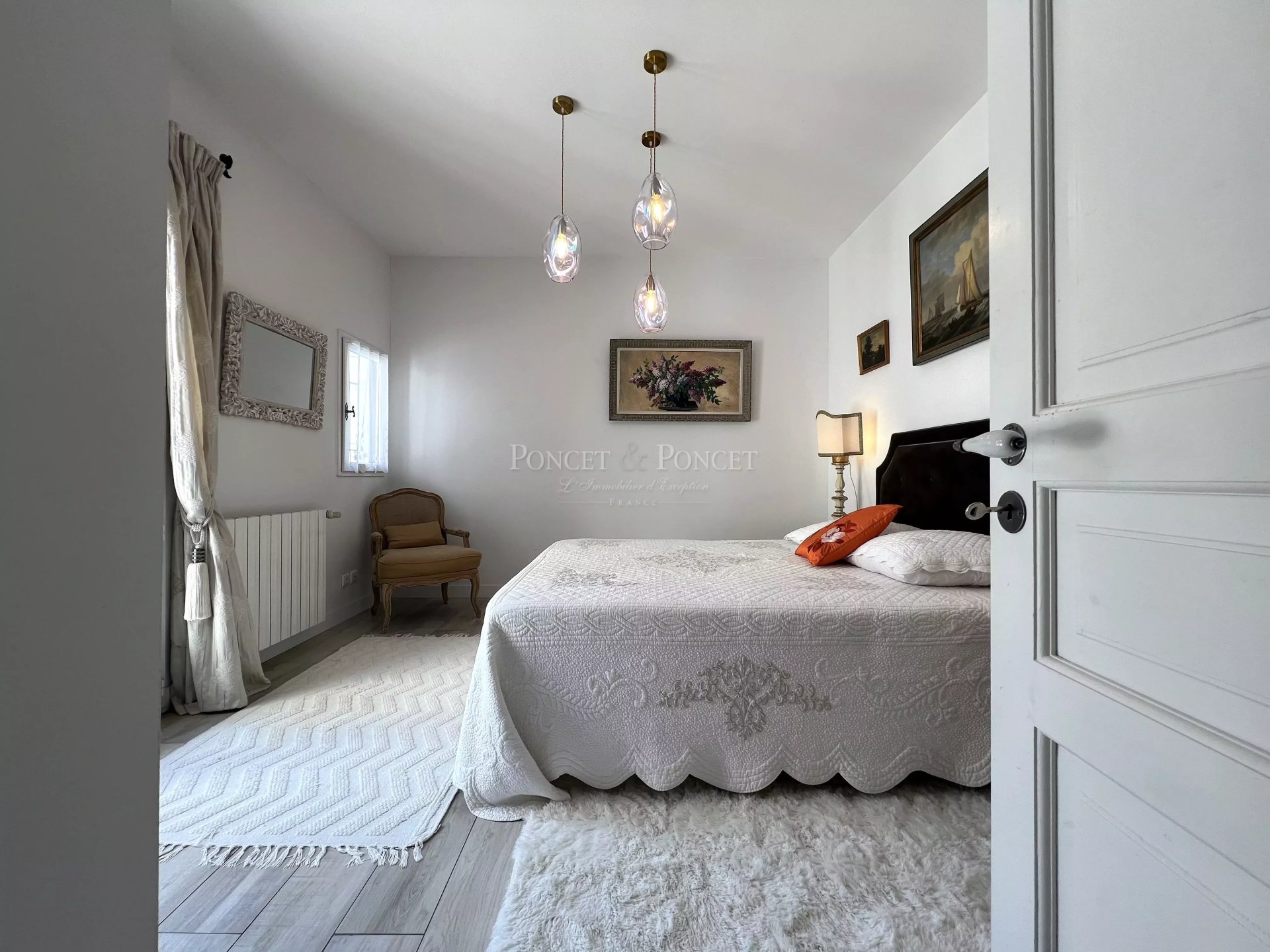 4 Bedroom Villa/Townhouse's Image 9