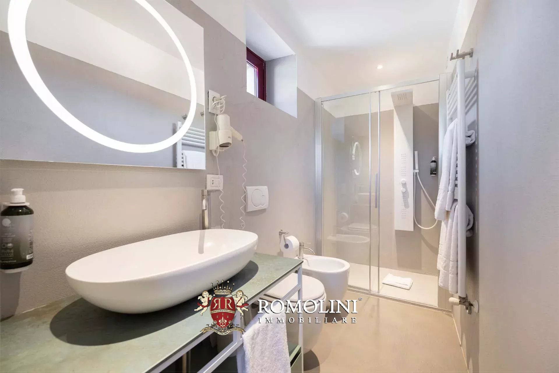 63 Bedroom Villa/Townhouse's Image 58