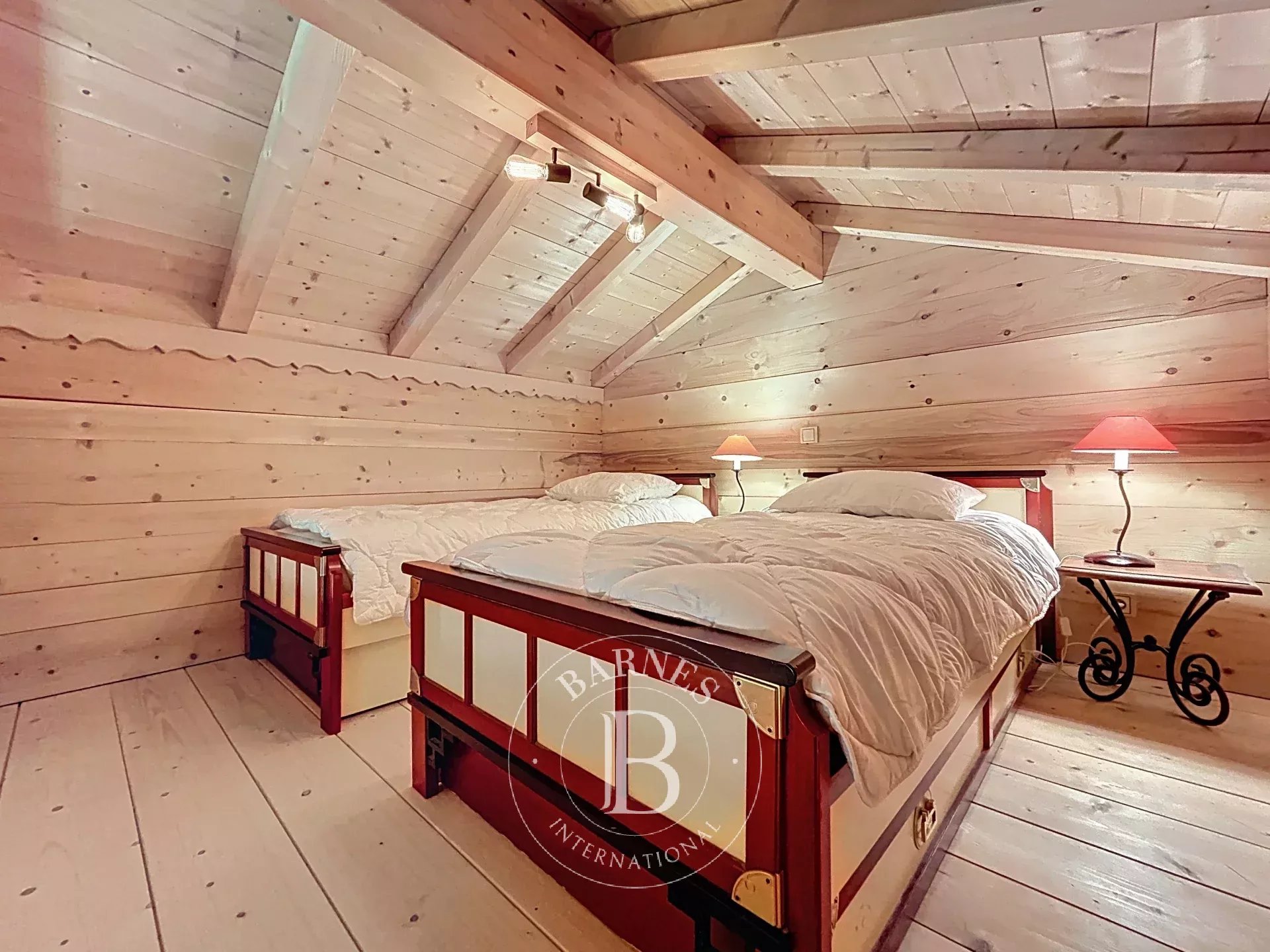 Photo of Essert-Romand – 4-Bedroom Chalet + Independent 1-Bedroom Apartment – Seasonal Rental