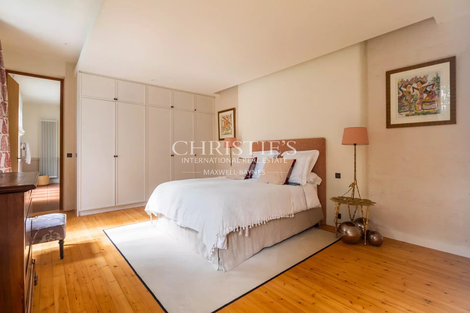 5 Bedroom Villa/Townhouse's Image 21