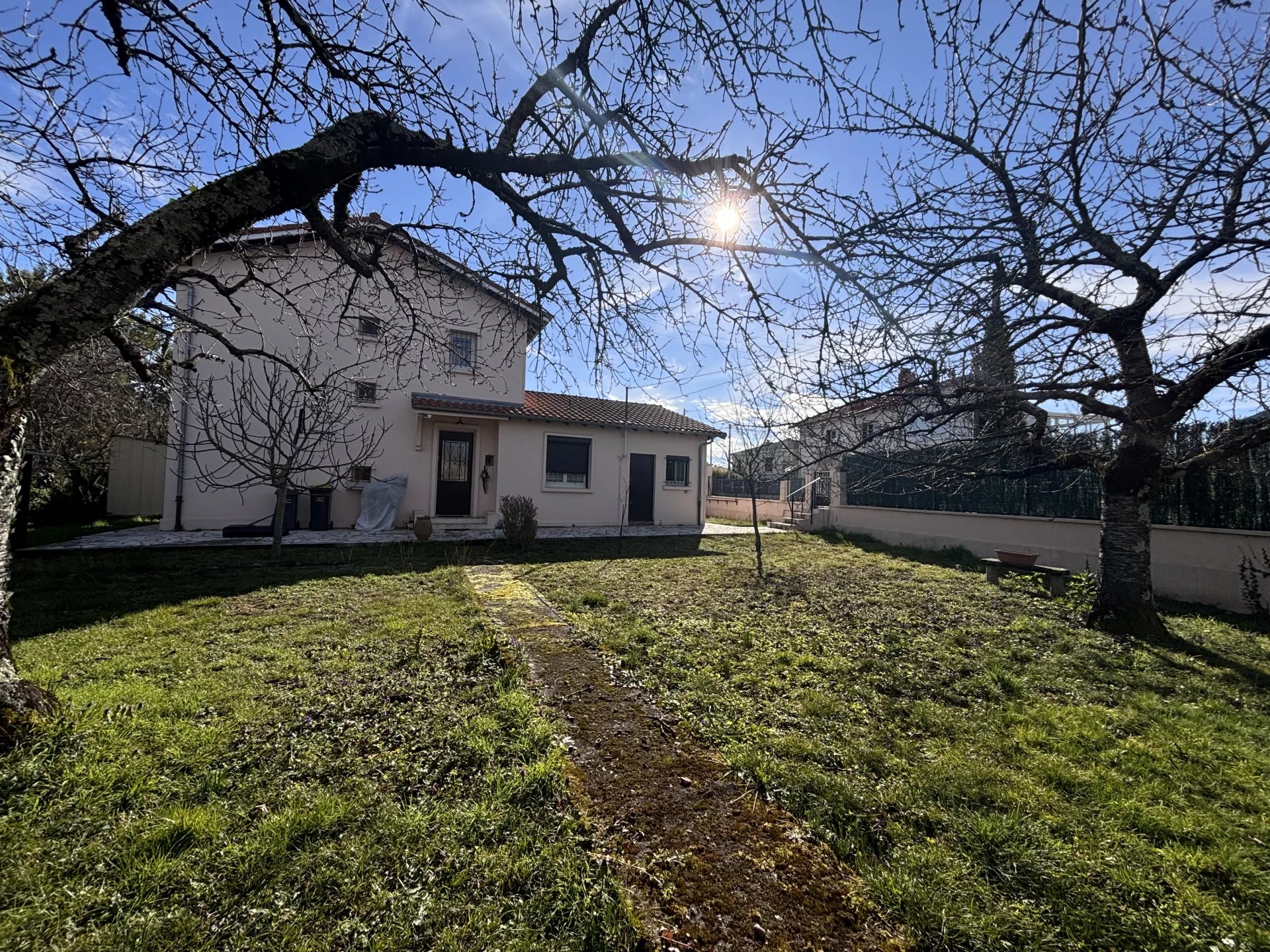 Agence immobilière de 