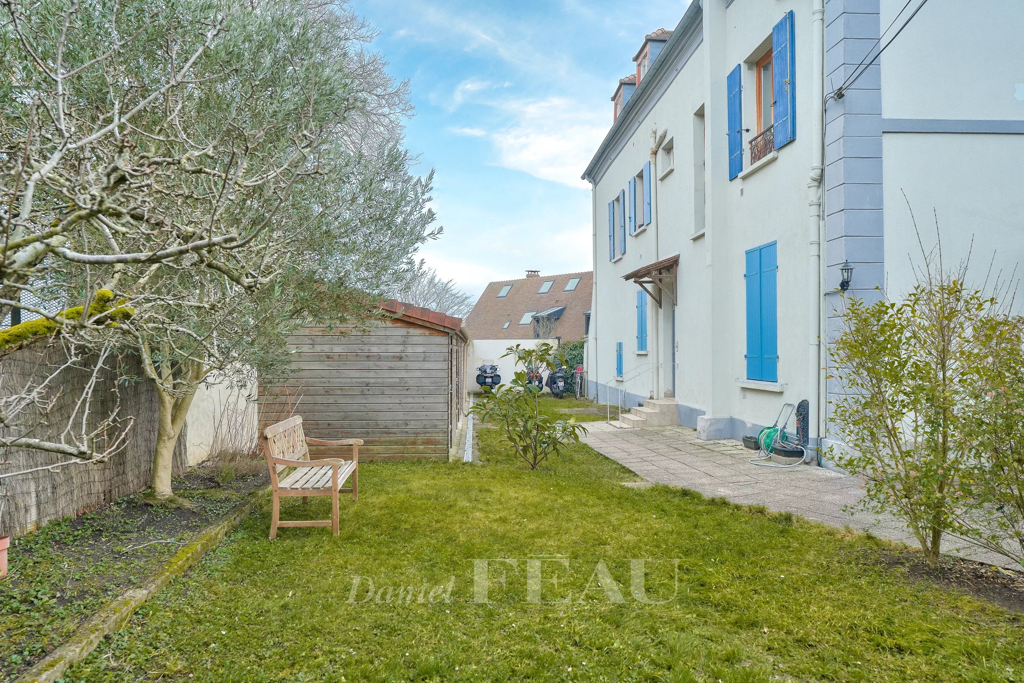 Sale Apartment Garches