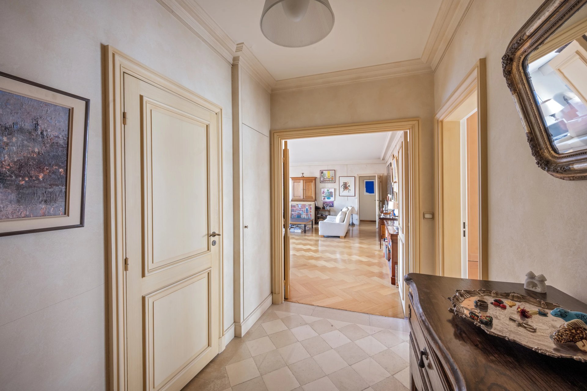 2 Bedroom Apartment/Flat's Image 6