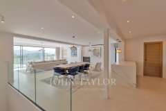 Luxury Villa in Ibiza: Panoramic Family Estate overlooking Dalt Vila — photo 4 of 7