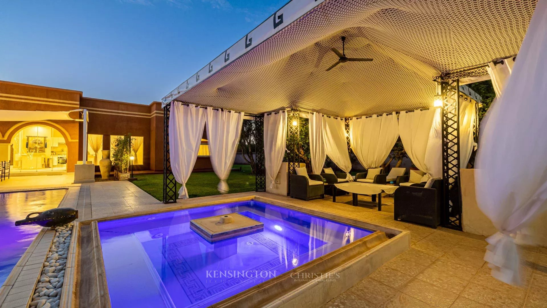 9 Bedroom Villa/Townhouse's Image 159