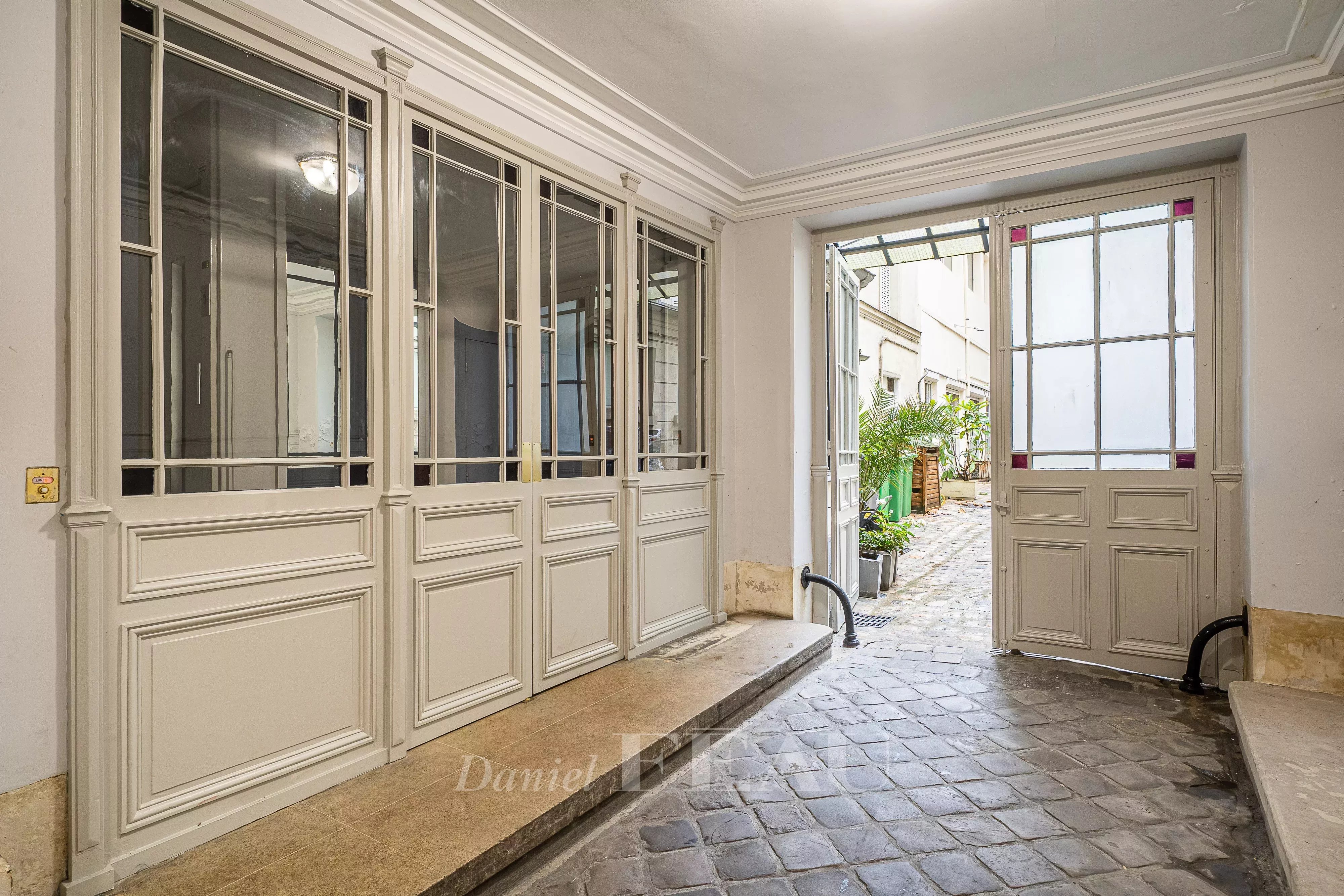 Sale Apartment Paris 6th