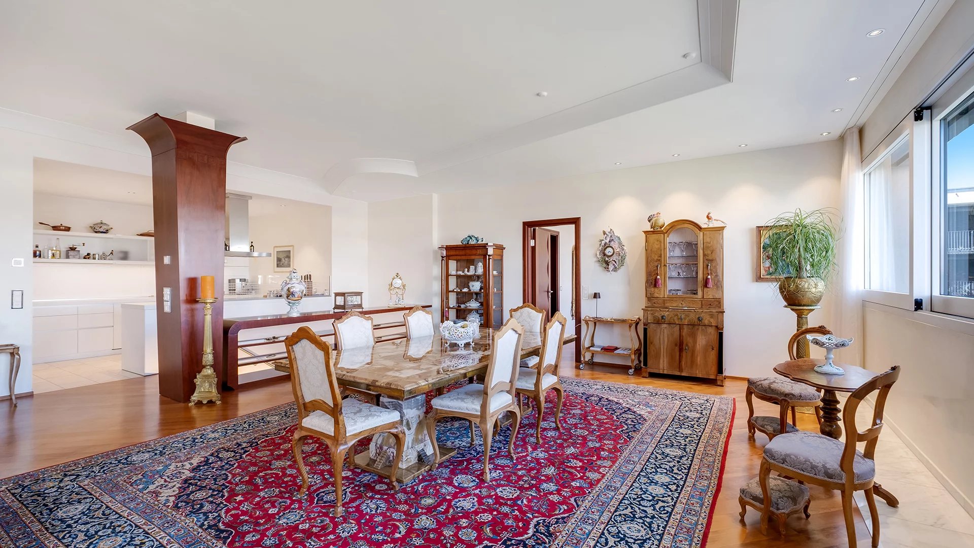 Elegant duplex apartment with exceptional spaciousness