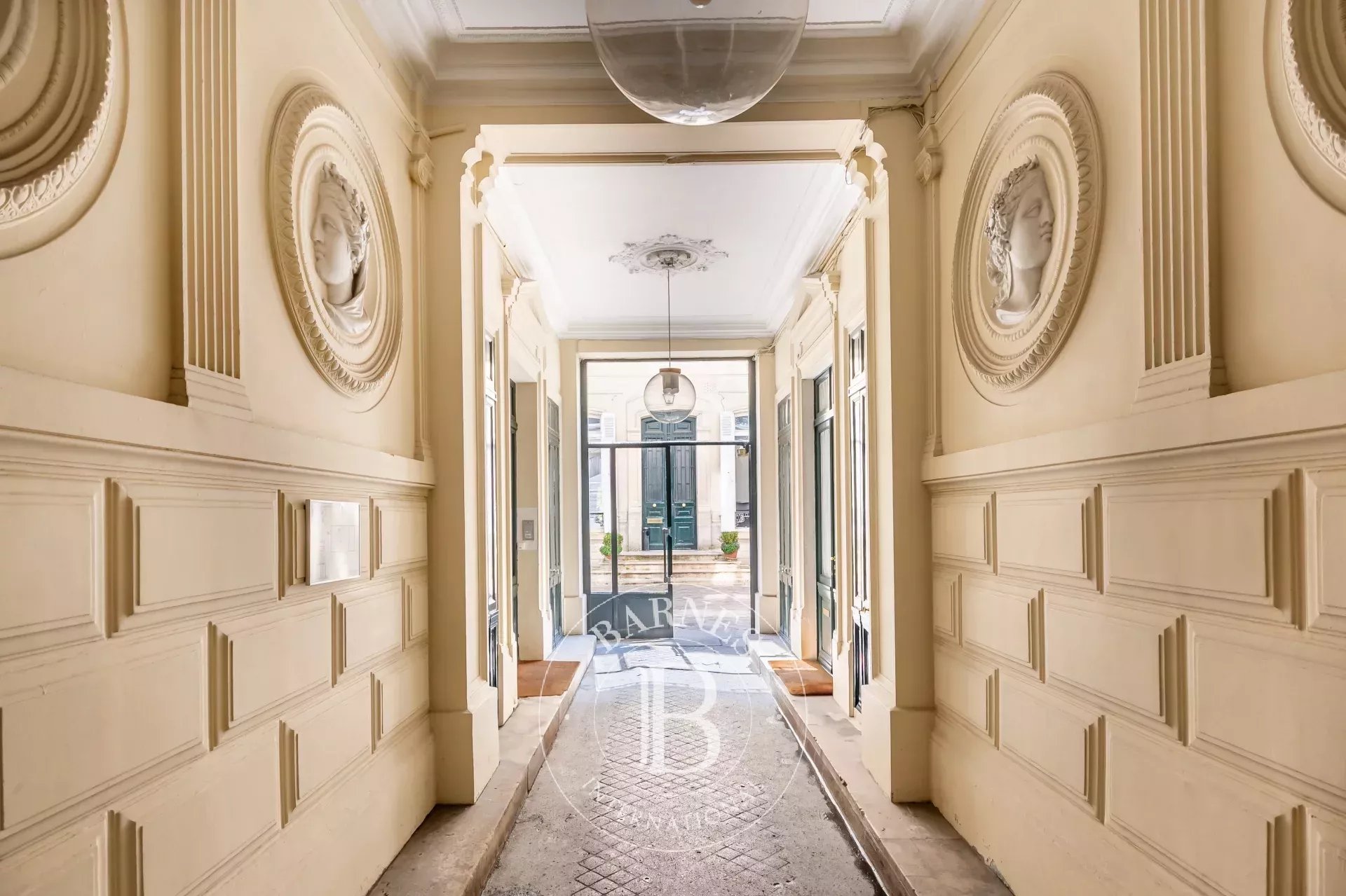 Daire Paris 9ème - picture 15