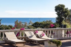 GOLFE JUAN - CLOSE TO CANNES - PANORAMIC SEA VIEW — photo 2 of 7