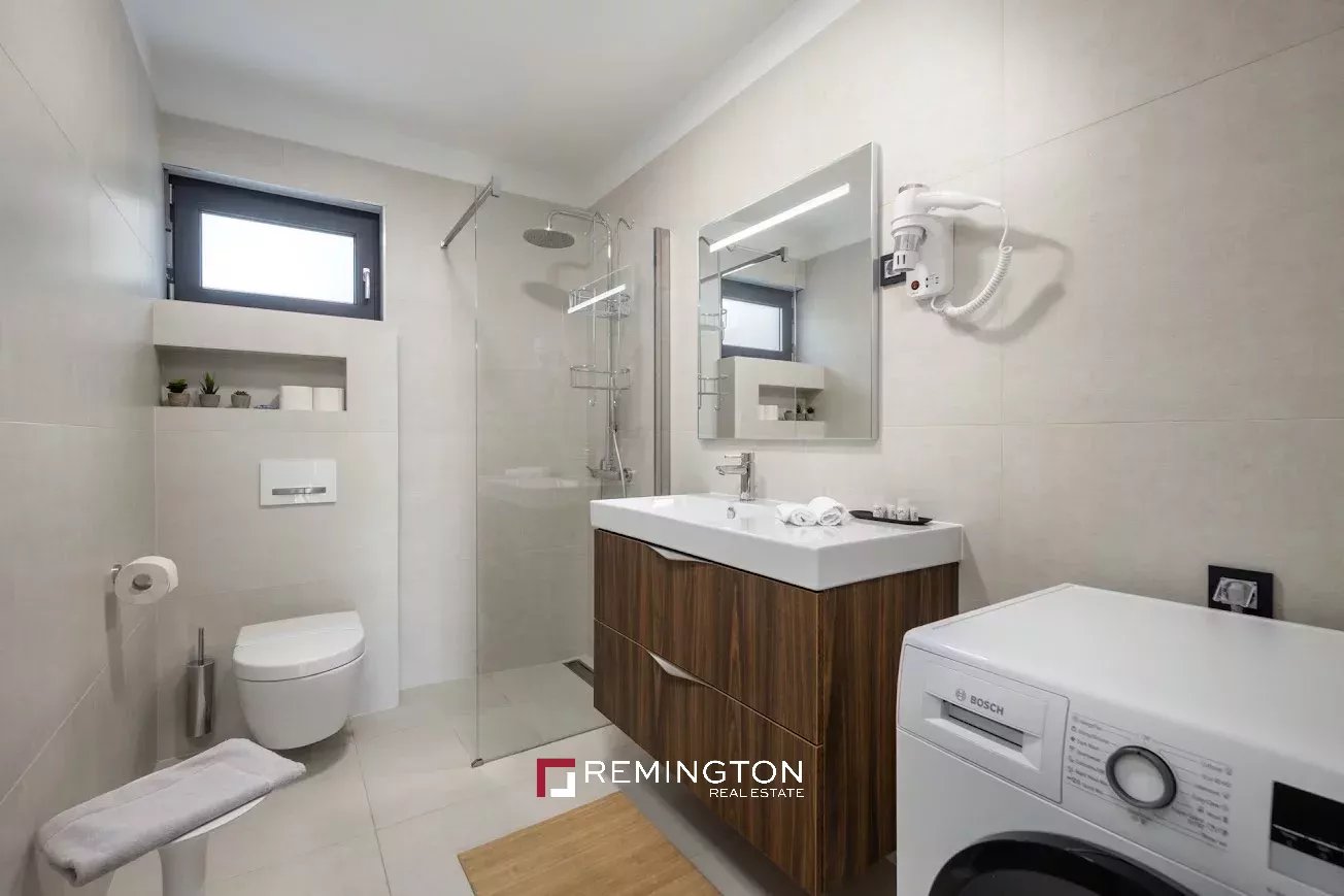 3 Bedroom Villa/Townhouse's Image 13