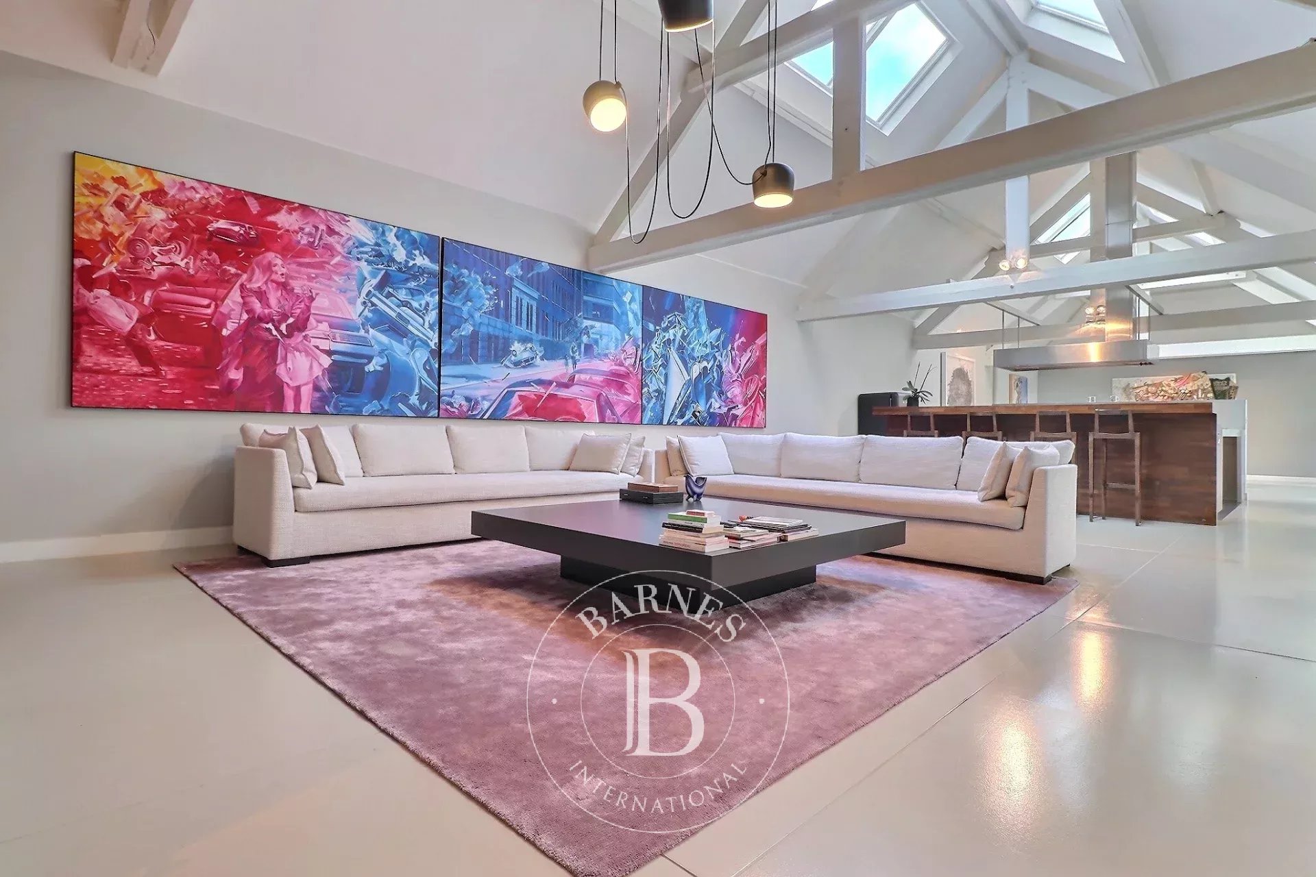 Châtelain - Town house of +/- 450m2 with 6bed + swimming pool