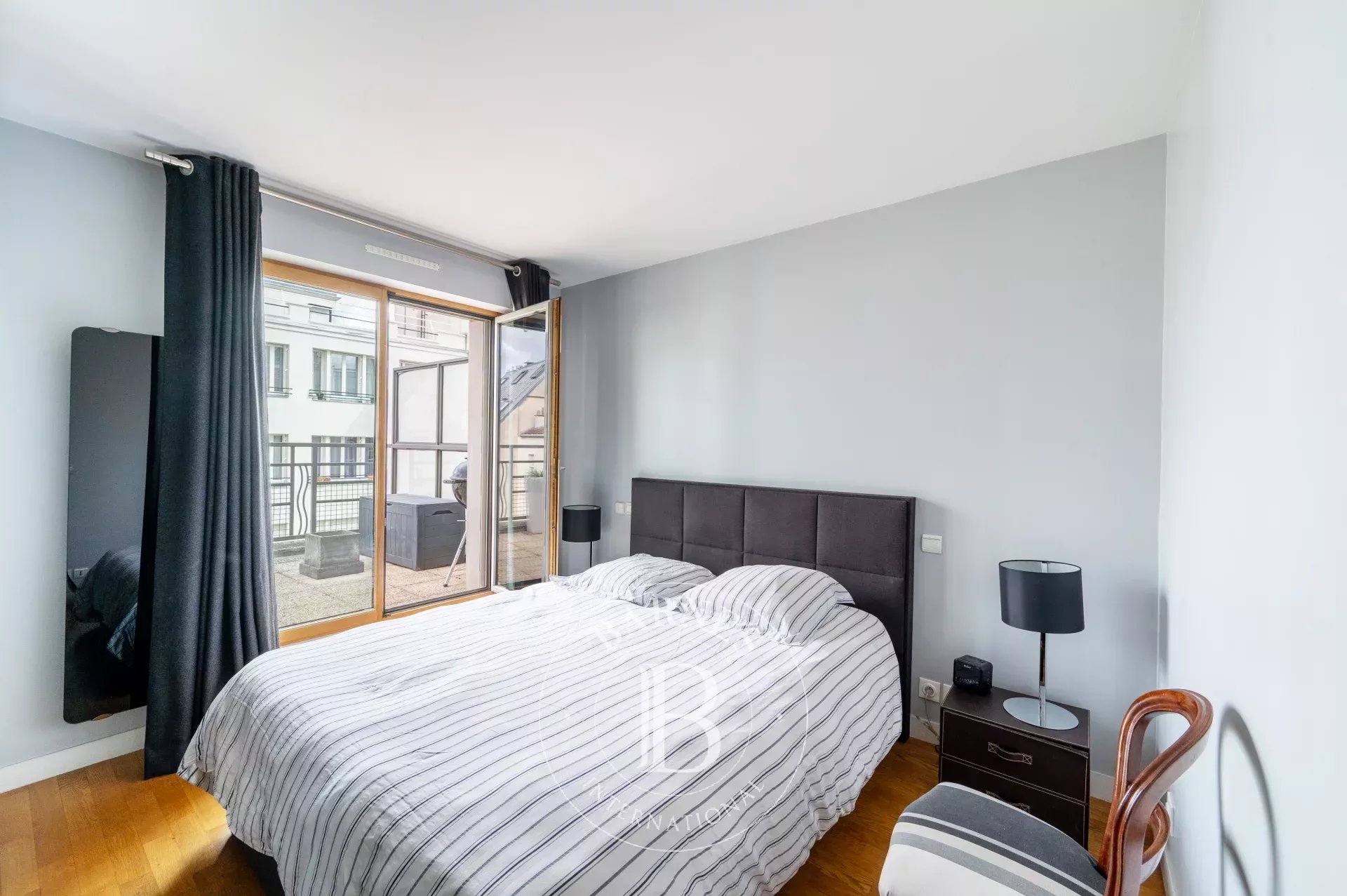 Daire Levallois-Perret - picture 9