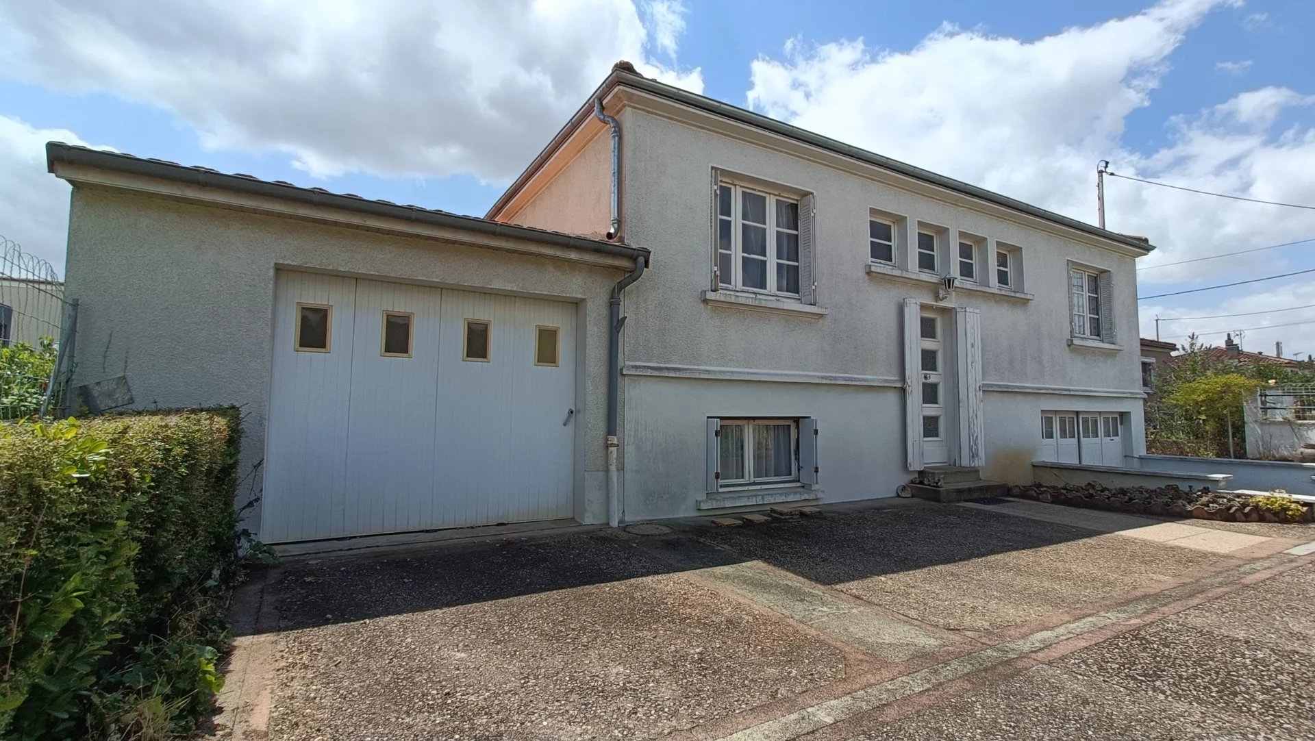 Agence immobilière de 