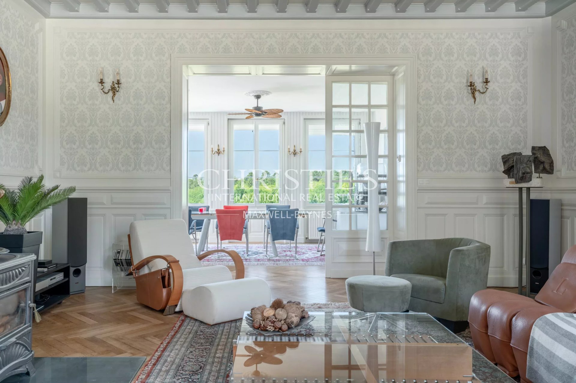 Chateau's Image 10
