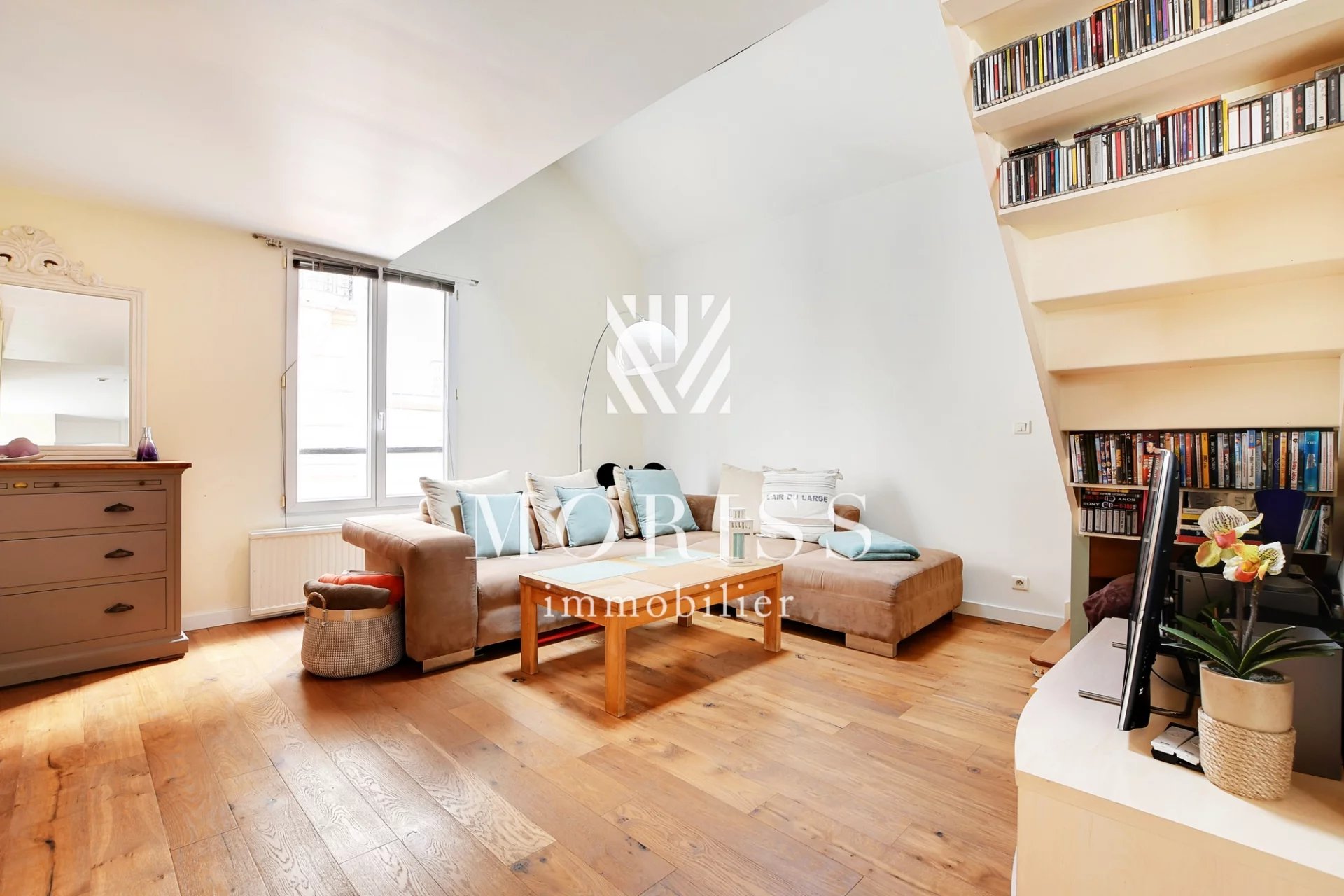 DUPLEX - QUARTIER RODIER - 75009 PARIS - Image Array