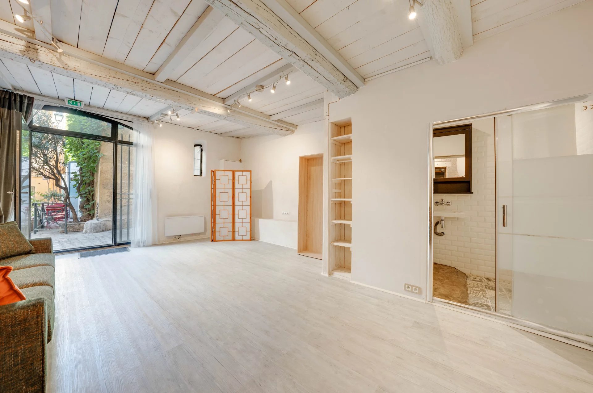 Sale Apartment Aix-en-Provence Vieille ville