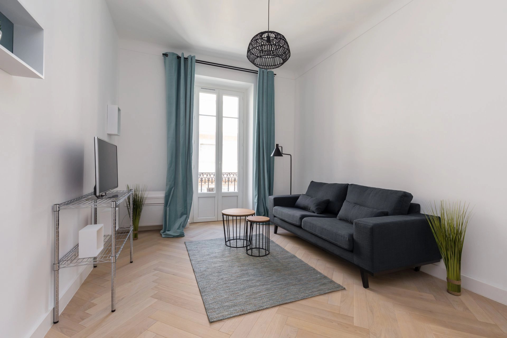 Nice Carré d'or - 2 Pièces Balcon - 244 000 Euros