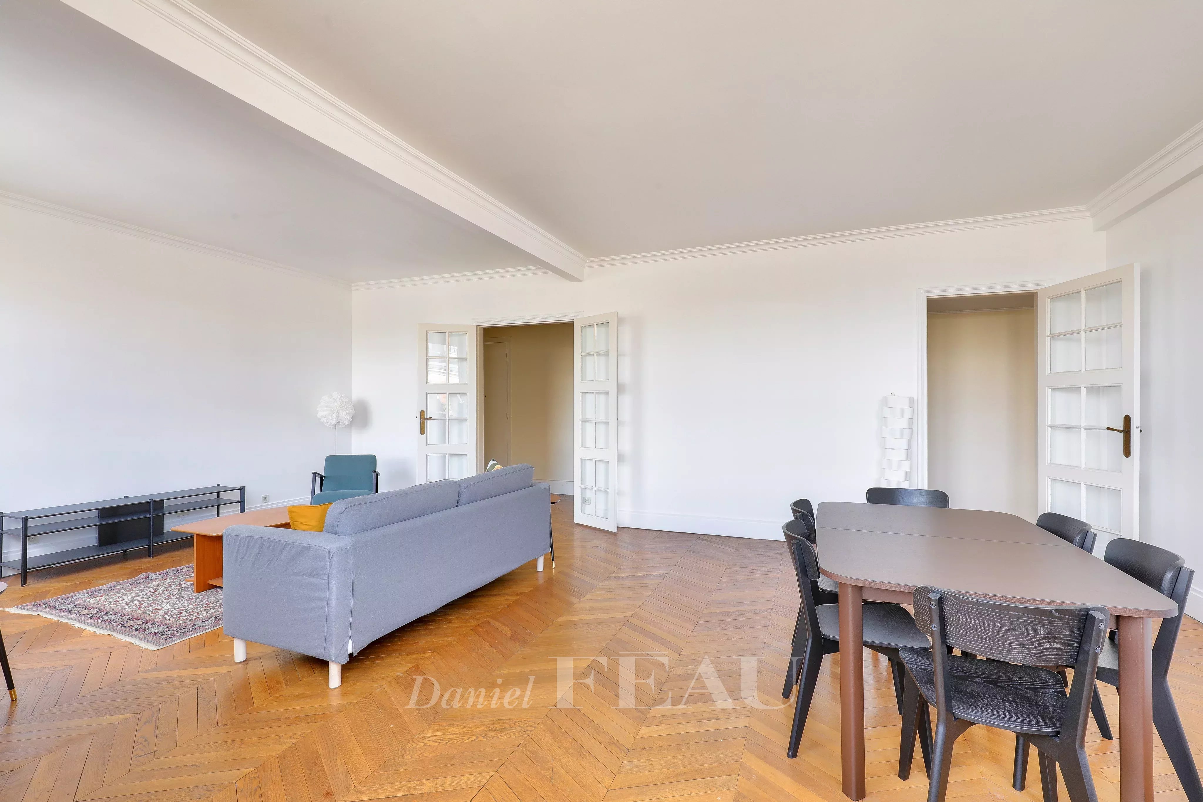 Location Appartement Paris 17ème