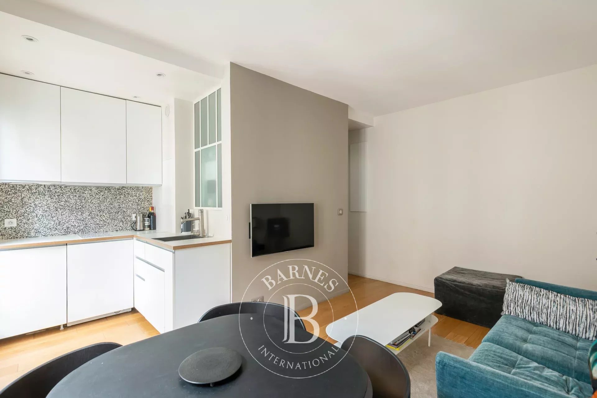 Daire Paris 18ème - picture 6