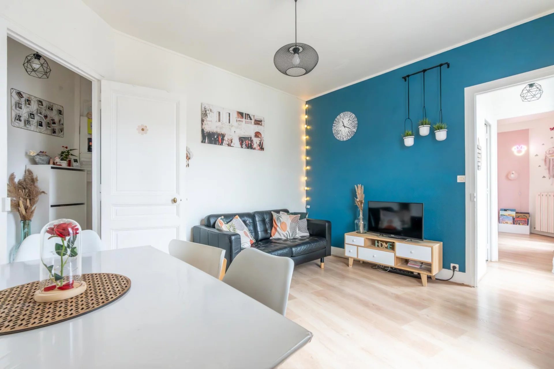 Appartement 3 Pièces 54 m² loi carrez avec cave, débarras et grenir