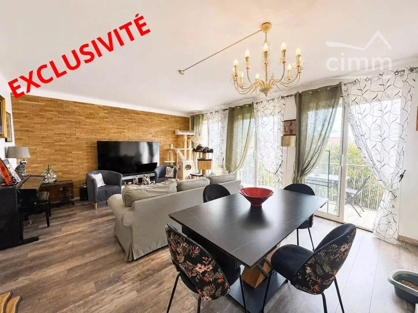 Agence immobilière de 