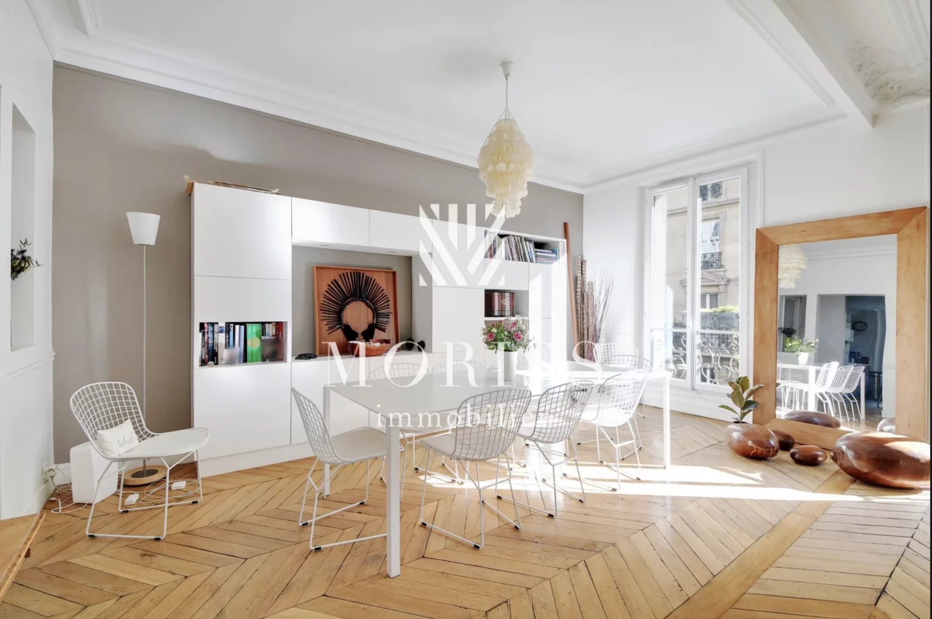 APPARTEMENT SIX PIÈCES - PARIS 18E - Image Array