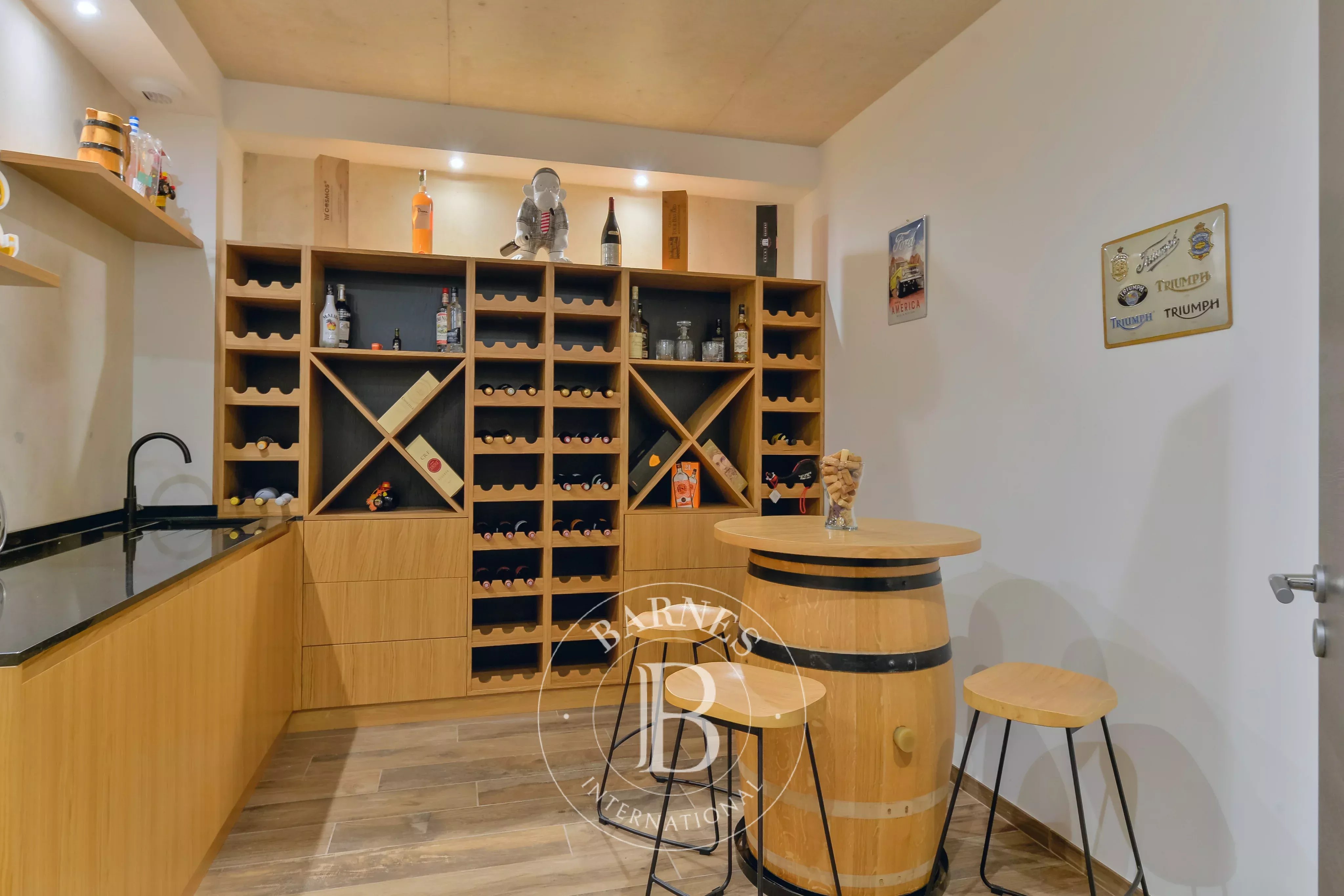 Limonest  - Maison 6 Pi&egrave;ces 4 Chambres - picture 13