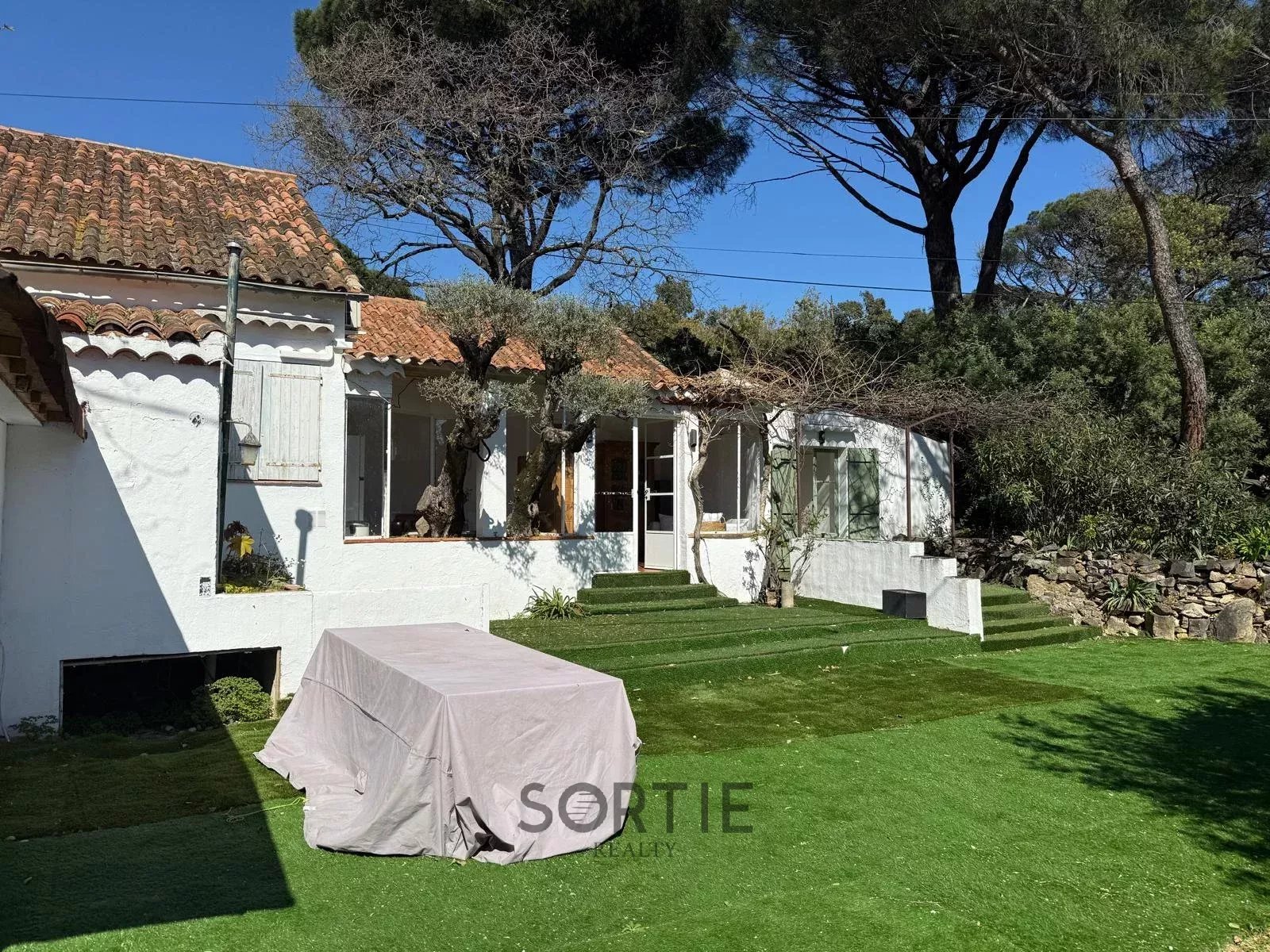 Agence immobilière de Sortie Realty