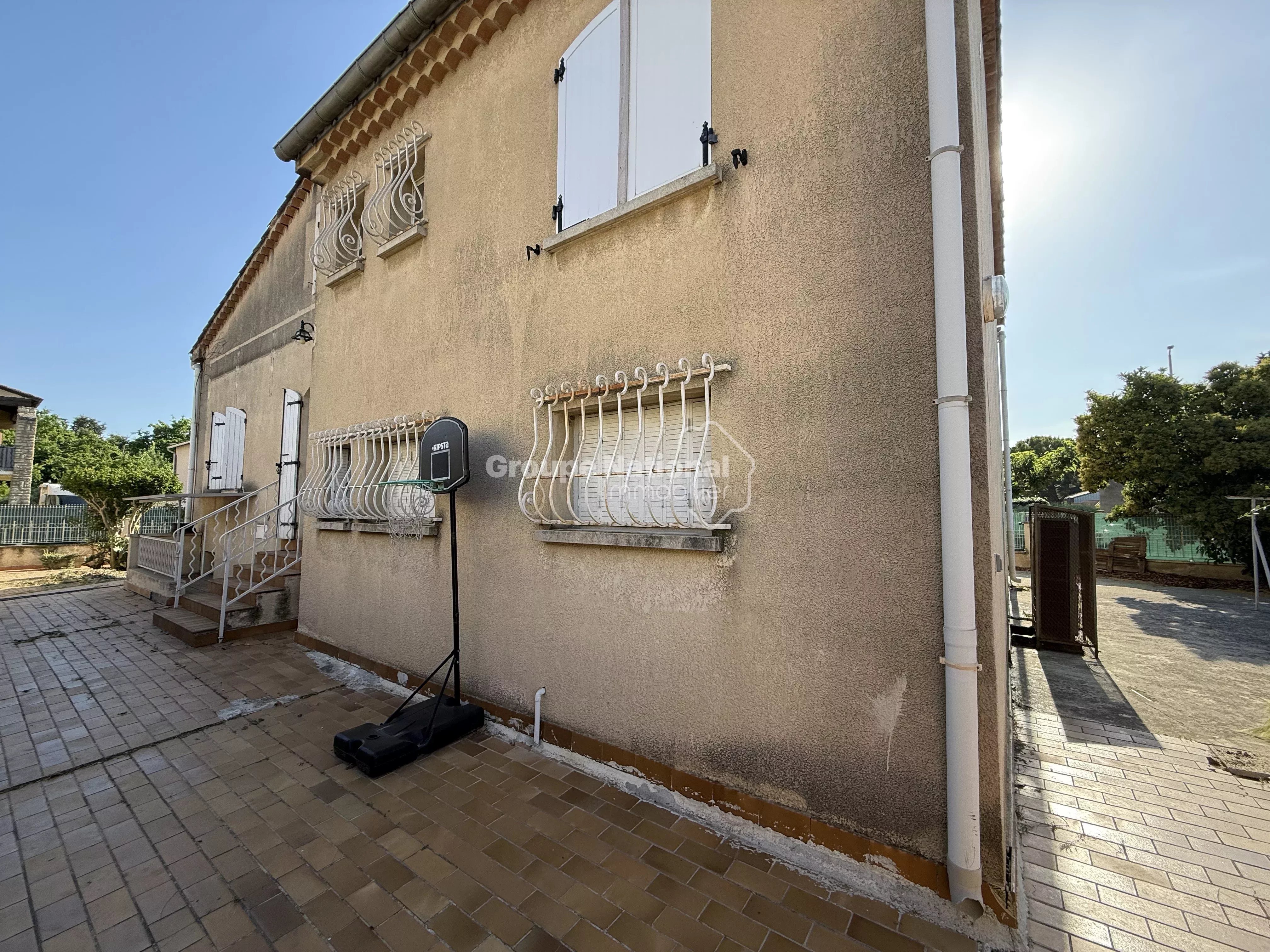 CHATEAURENARD - Maison 5 pièces 134,79 M²