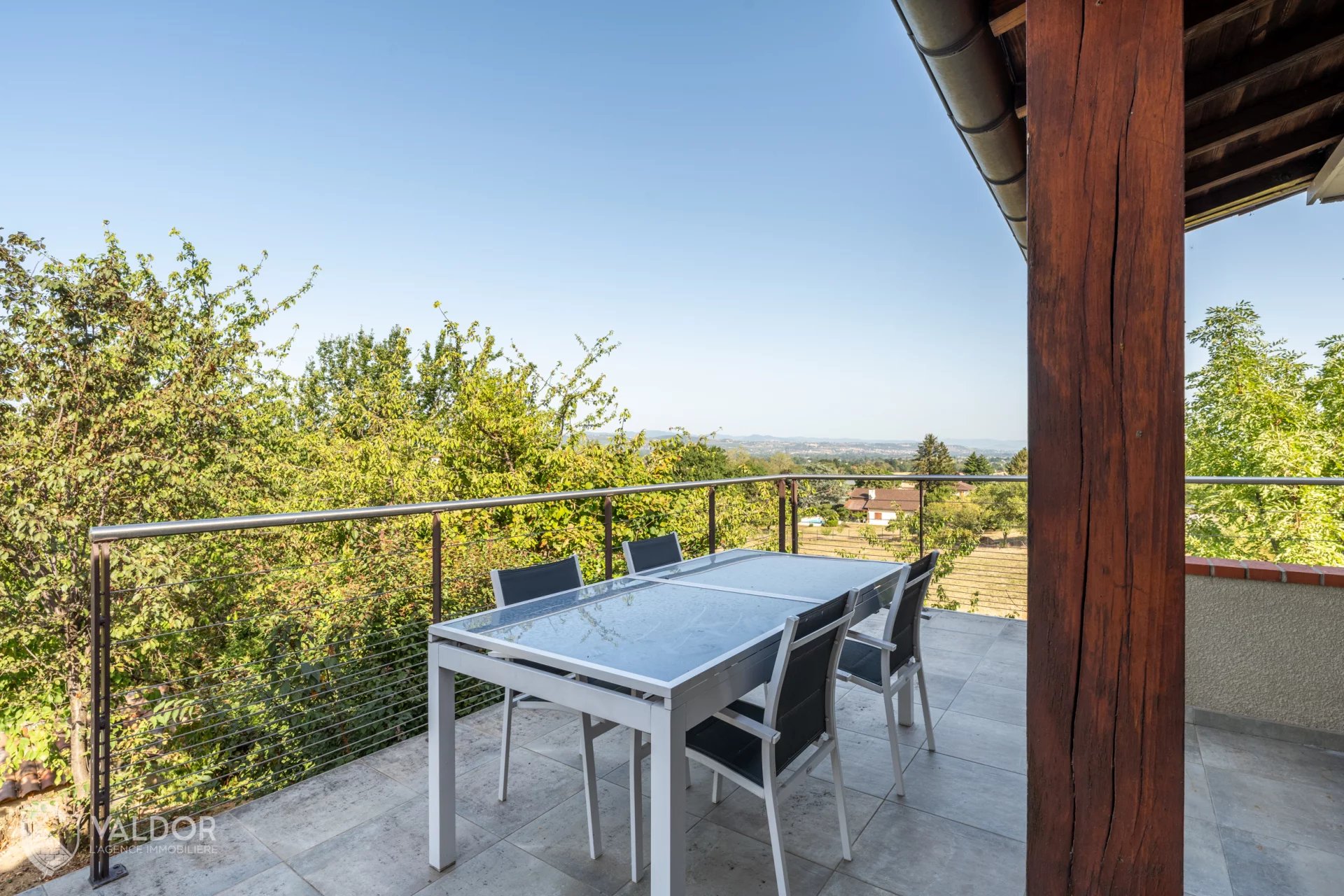 Maison de 150 m² de type T6 - Chasselay