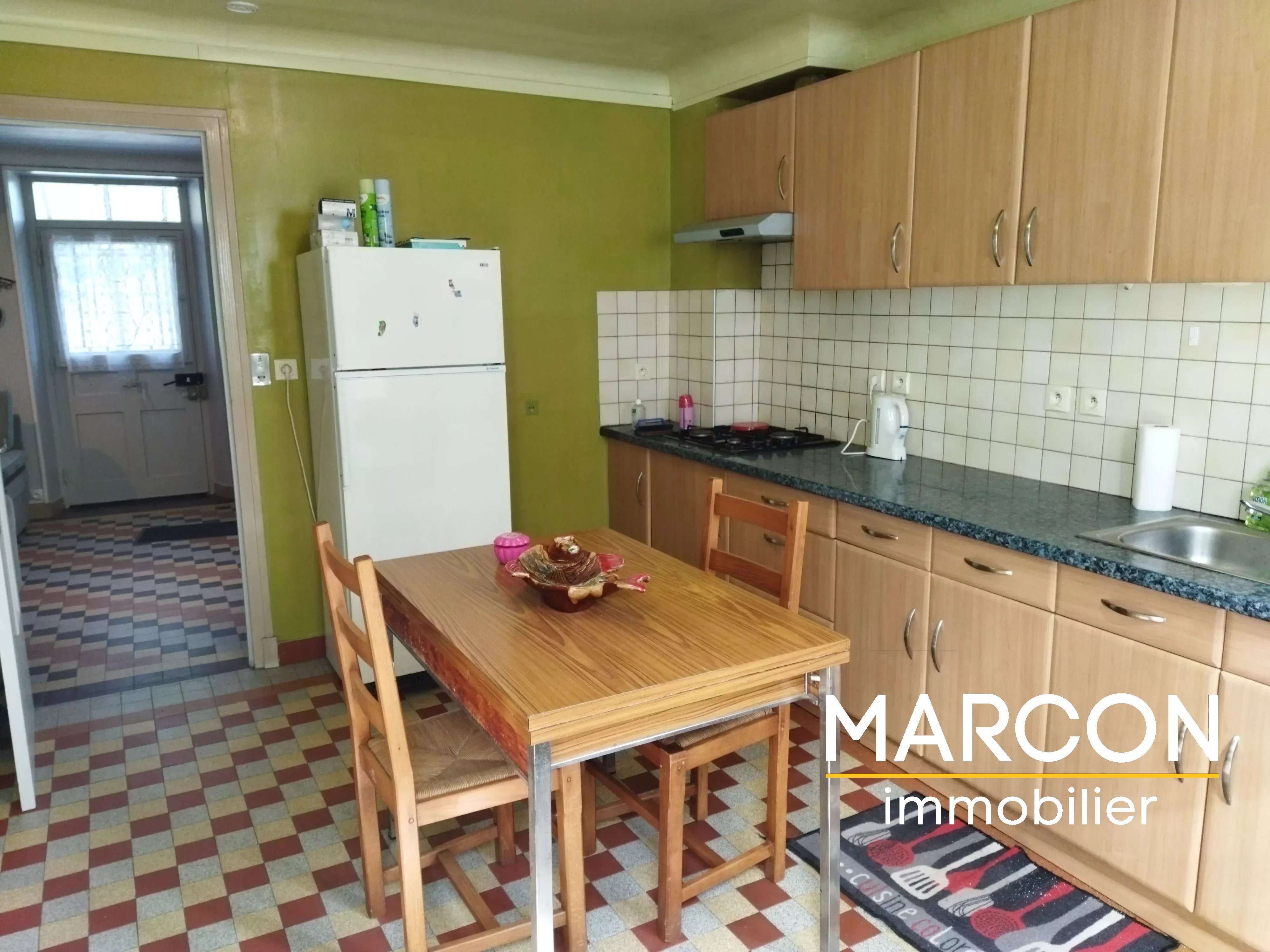 BELLE MAISON EN PIERRES entre GUERET et BOURGANEUF