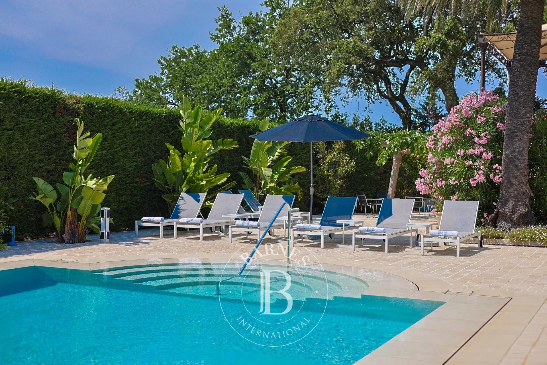 Villa Saint-Tropez  -  ref 2213460 (picture 2)