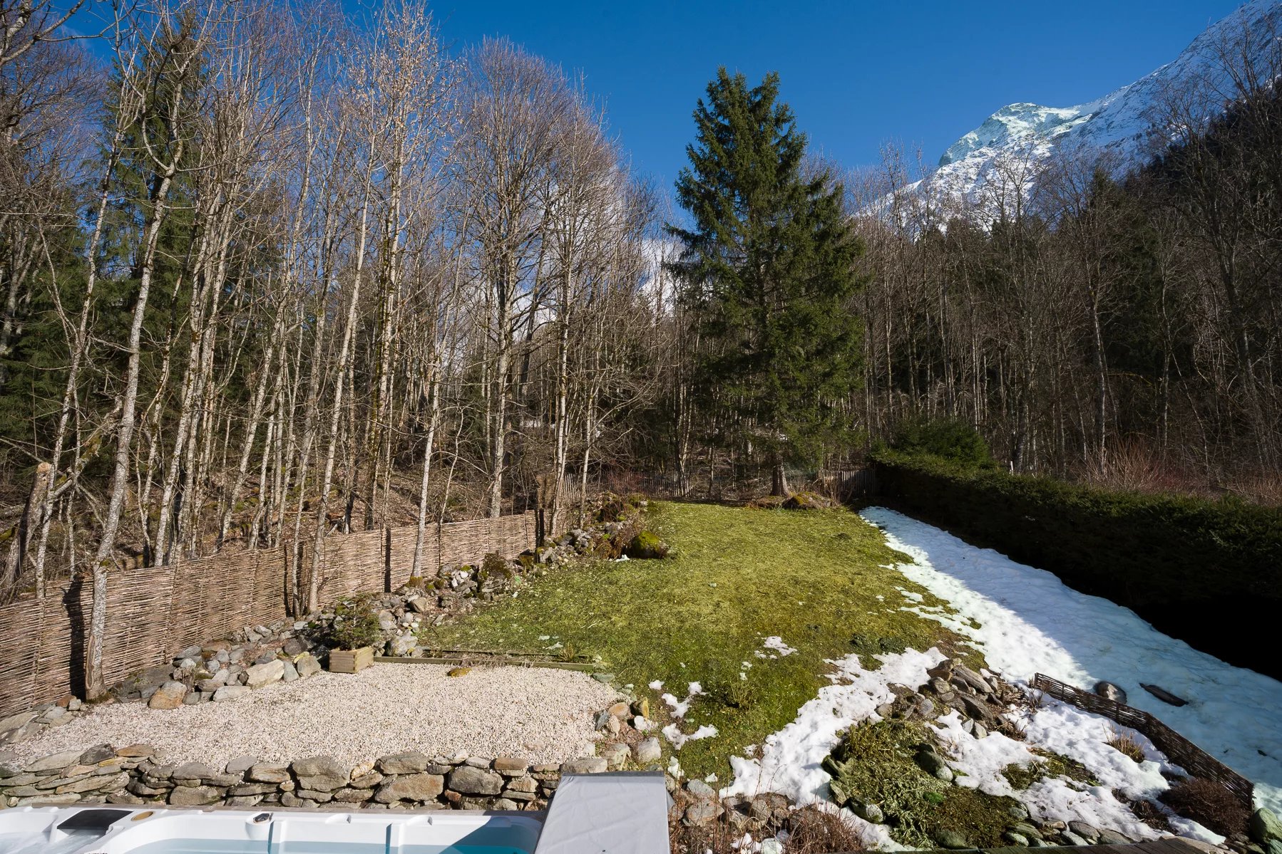 Photo of LES HOUCHES - Newly renovated 3-bedroom chalet