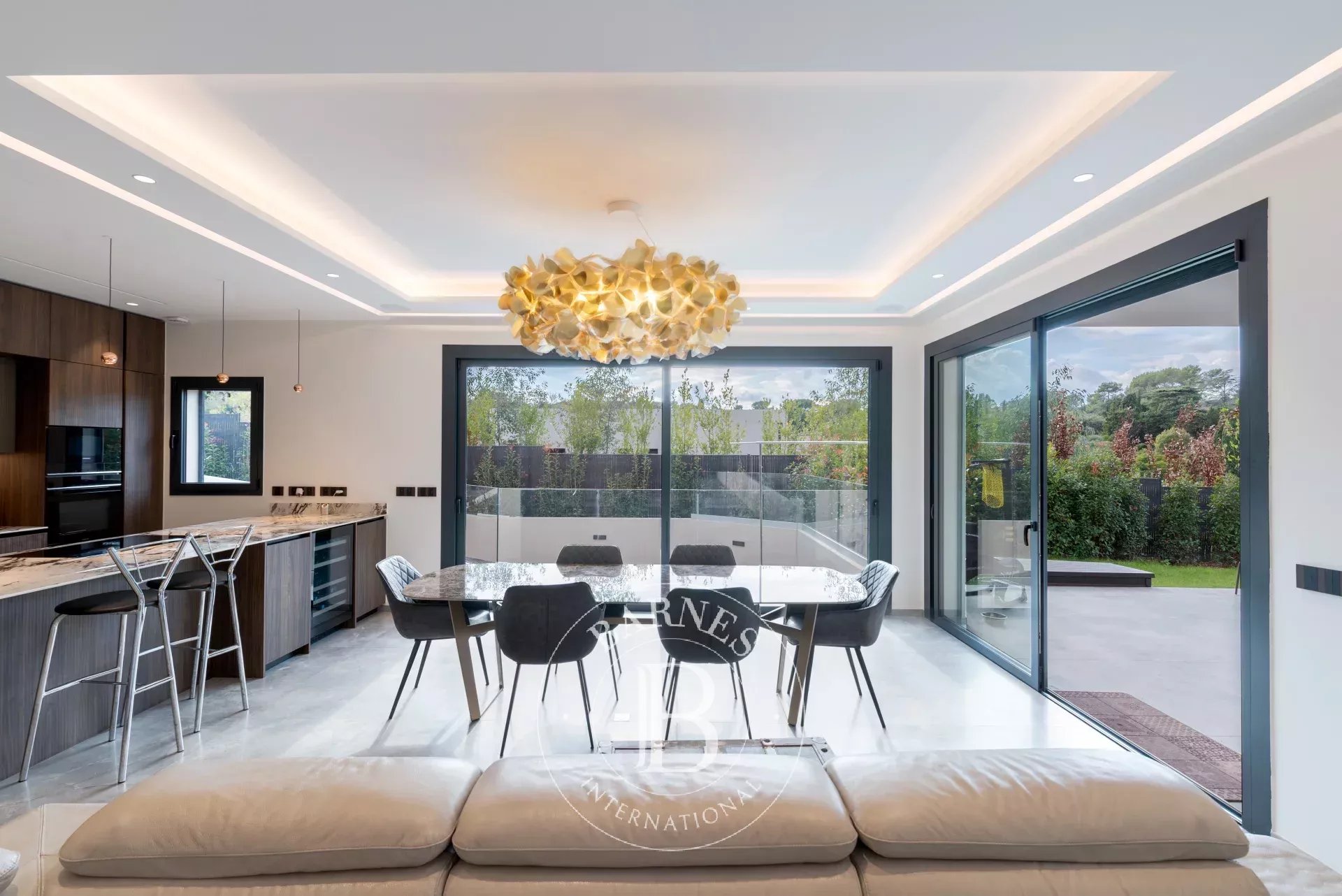 Villa Valbonne - picture 6