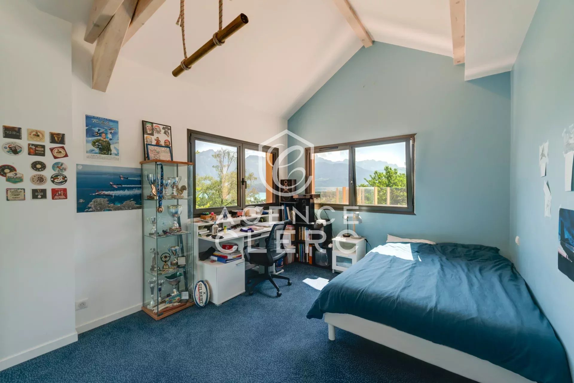 6 Bedroom Villa/Townhouse's Image 20