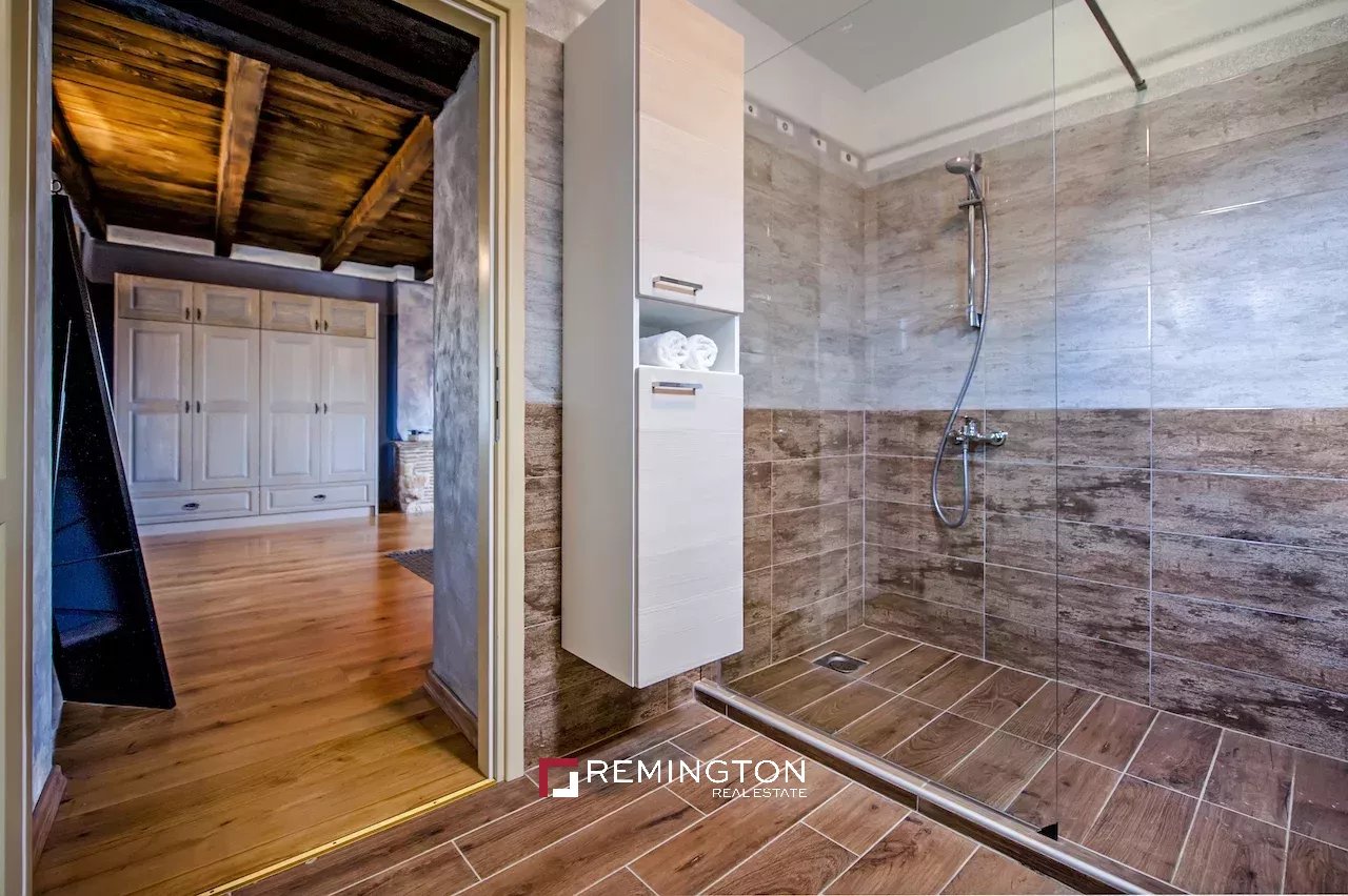 4 Bedroom Villa/Townhouse's Image 44