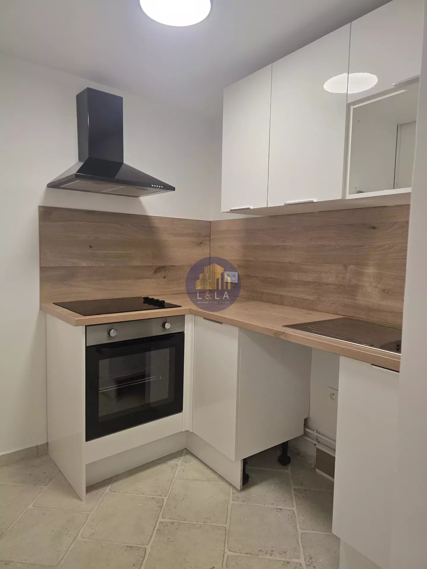 Agence immobilière de L&la International