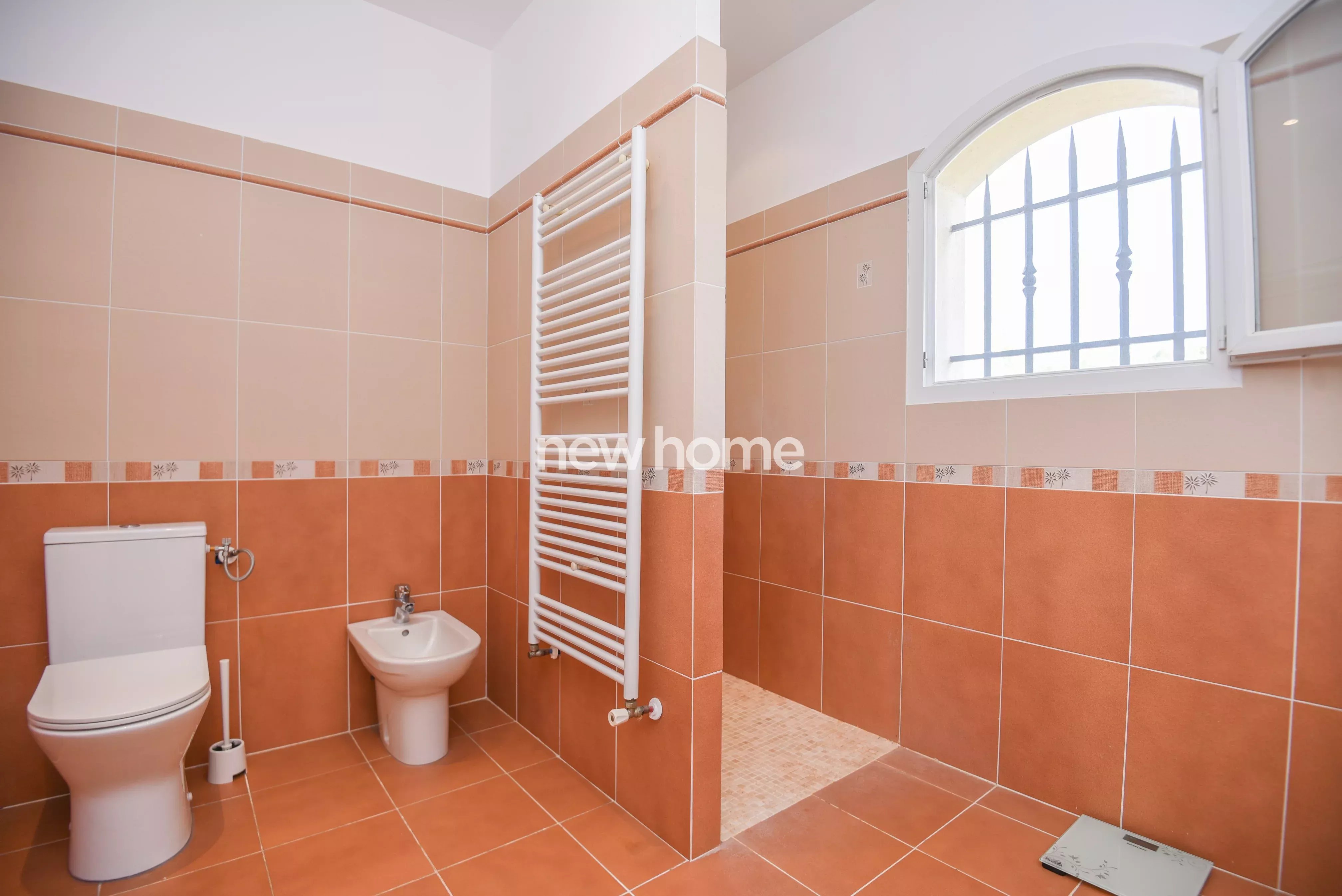 Proche de Lorgues, une villa provençale et lumineuse avec piscine et vue dégagée.