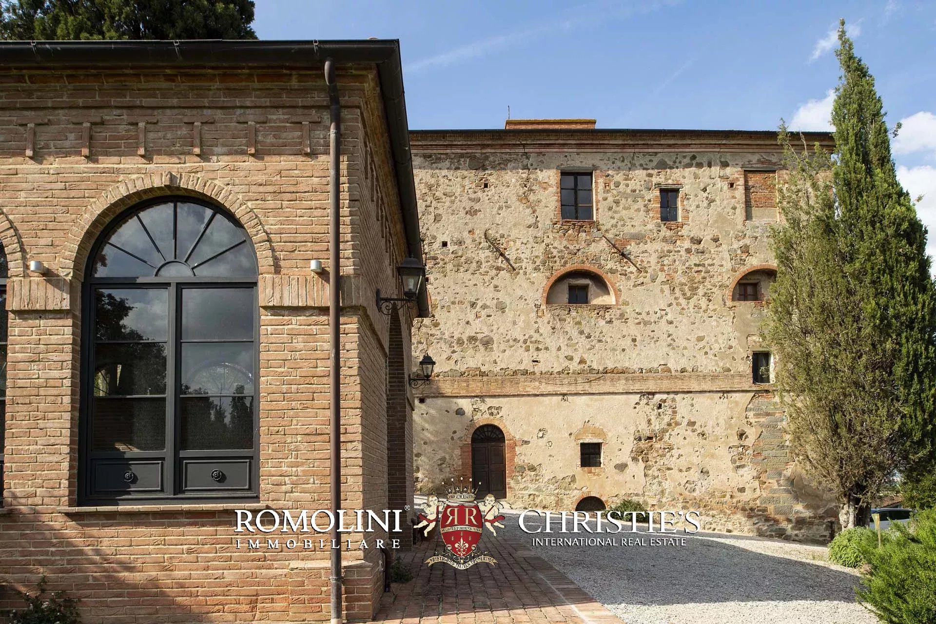 20 Bedroom Vineyard's Image 9