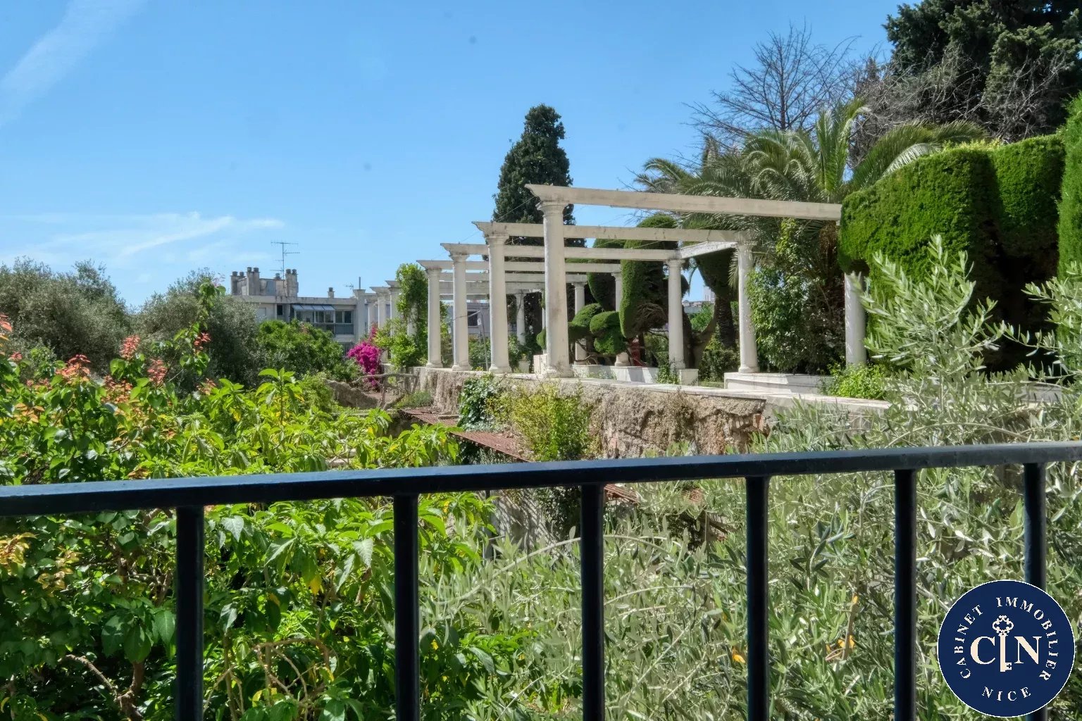 3 Pièces Rénové – vue sur jardin – Nice Fabron – Résidence Les Grands Cèdres — photo 11
